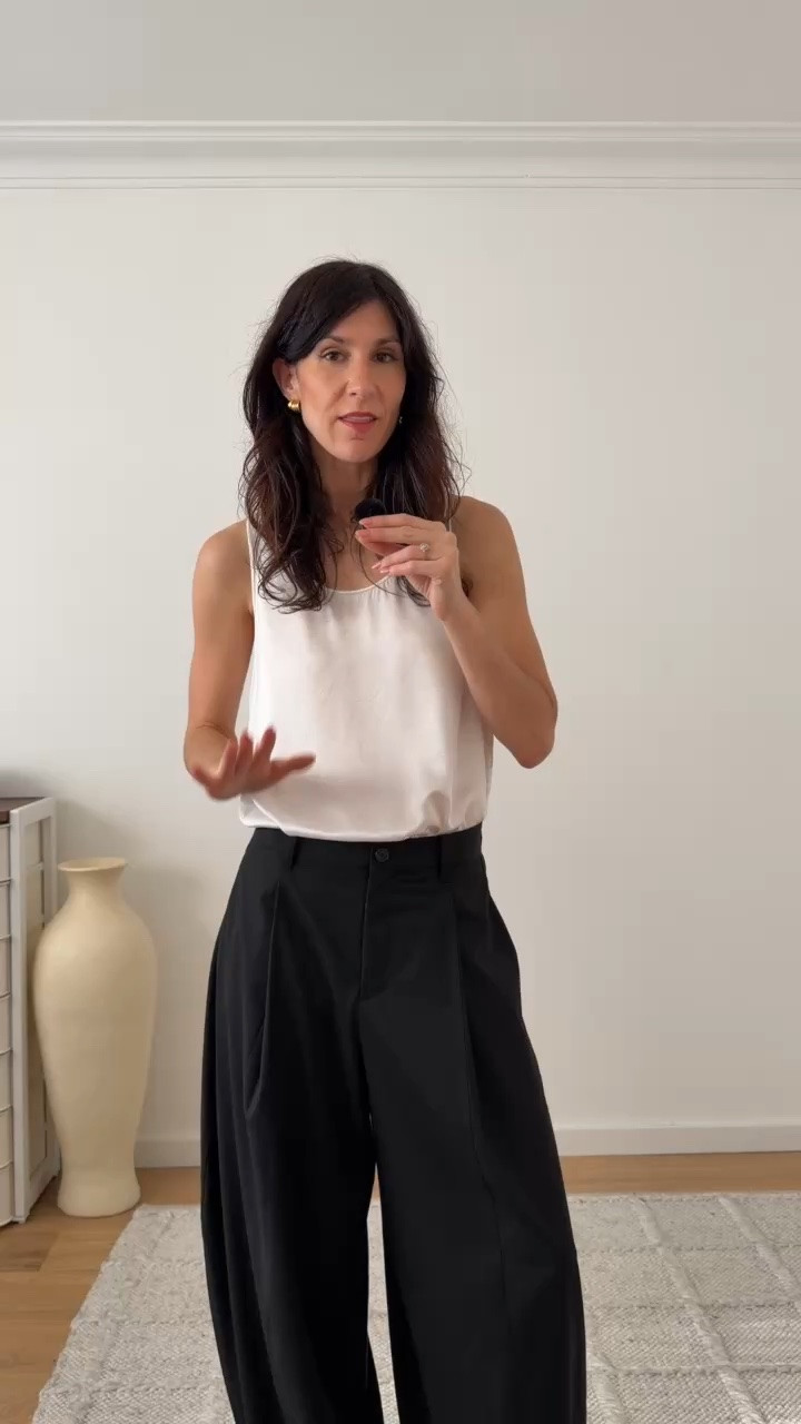 Proof of the power of styling! 👏🏻 Comment SHOP for details of everything I styled (10% off w/ code JAMIE10) 💌

With a solid base, plus a few simple swaps, you can instantly transform the mood and vibe of your outfit. I wanted to illustrate this with these elevated basics from @moco_official ✨ [AD]

During the transitional seasons, that styling shift often centres around your jacket. Like a good 100% cotton utility jacket, which looks so chic styled with sneakers for the weekend. Or when we build on that base with a silk blend neo-Chinese quilted jacket & a heel, the look instantly feels refined. You also can’t beat a good knit - the heather grey polo might just be one of the softest sweaters I own! It’s made from a luxe cashmere, silk and wool blend 🤩

AD PARTNER

#LTKaustralia #LTKautumn #LTKstyletip