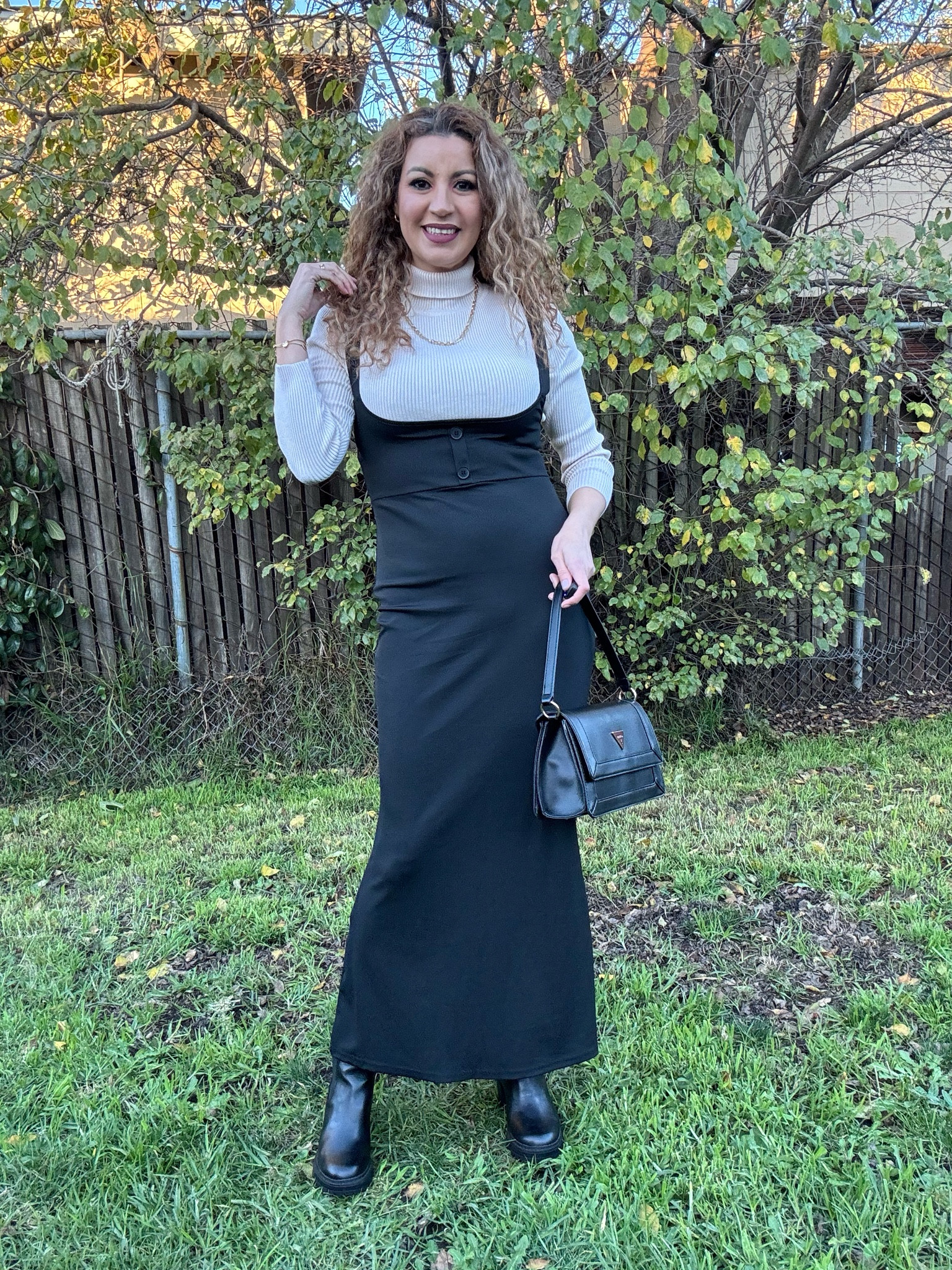  
OYOANGLE Vestido largo casual de punto acanalado con dobladillo básico para mujer, con botones en la parte delantera y tirantes.
Size :M
Du tala estira y es cómoda 

#LTKstyletip #LTKSeasonal #LTKMostLoved