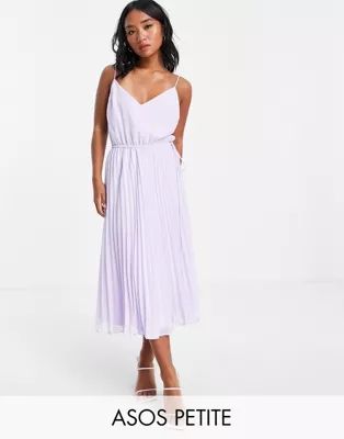 ASOS DESIGN Petite - Geplooide midi jurk met camibandjes en trekkoord in de taille in lila | ASOS (Global)