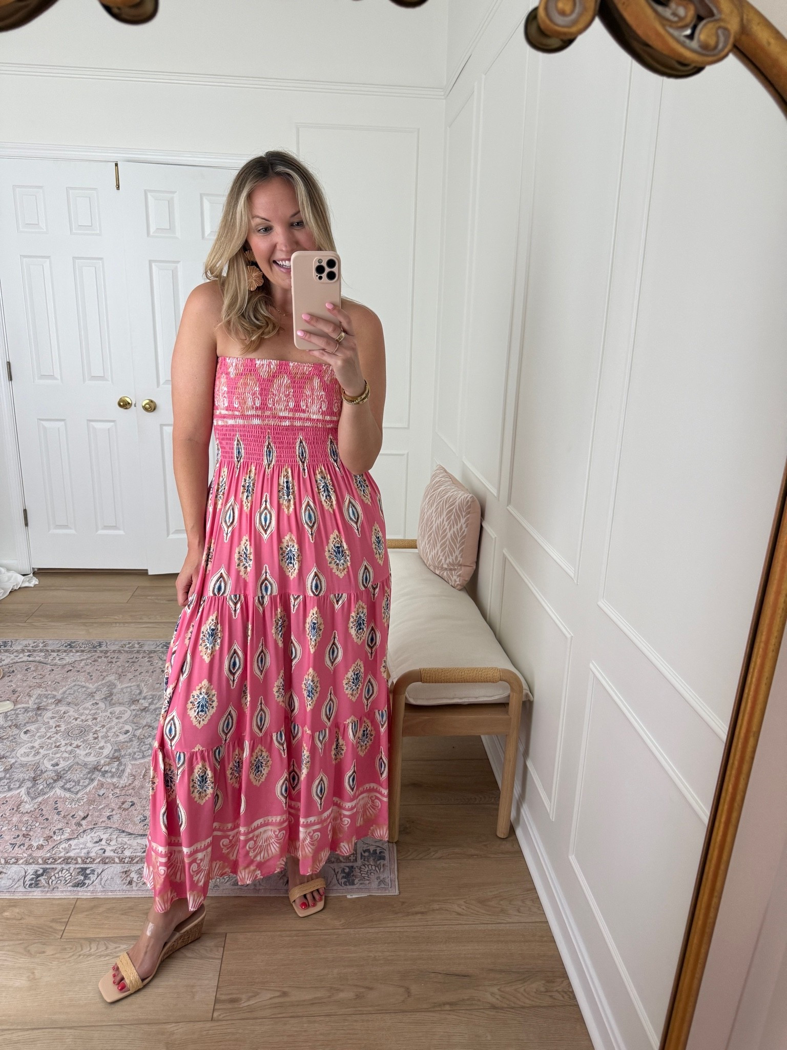 Vacation outfit - summer dress - wearing a med