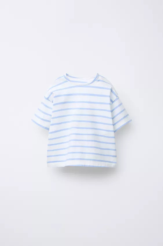 T-shirt with round neck and short sleeves. Hidden snap button closure at shoulder. Striped print. | Zara US