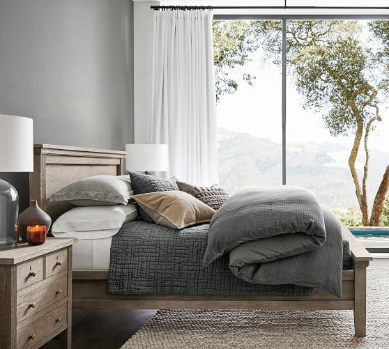 Farmhouse Bed | Pottery Barn (US)