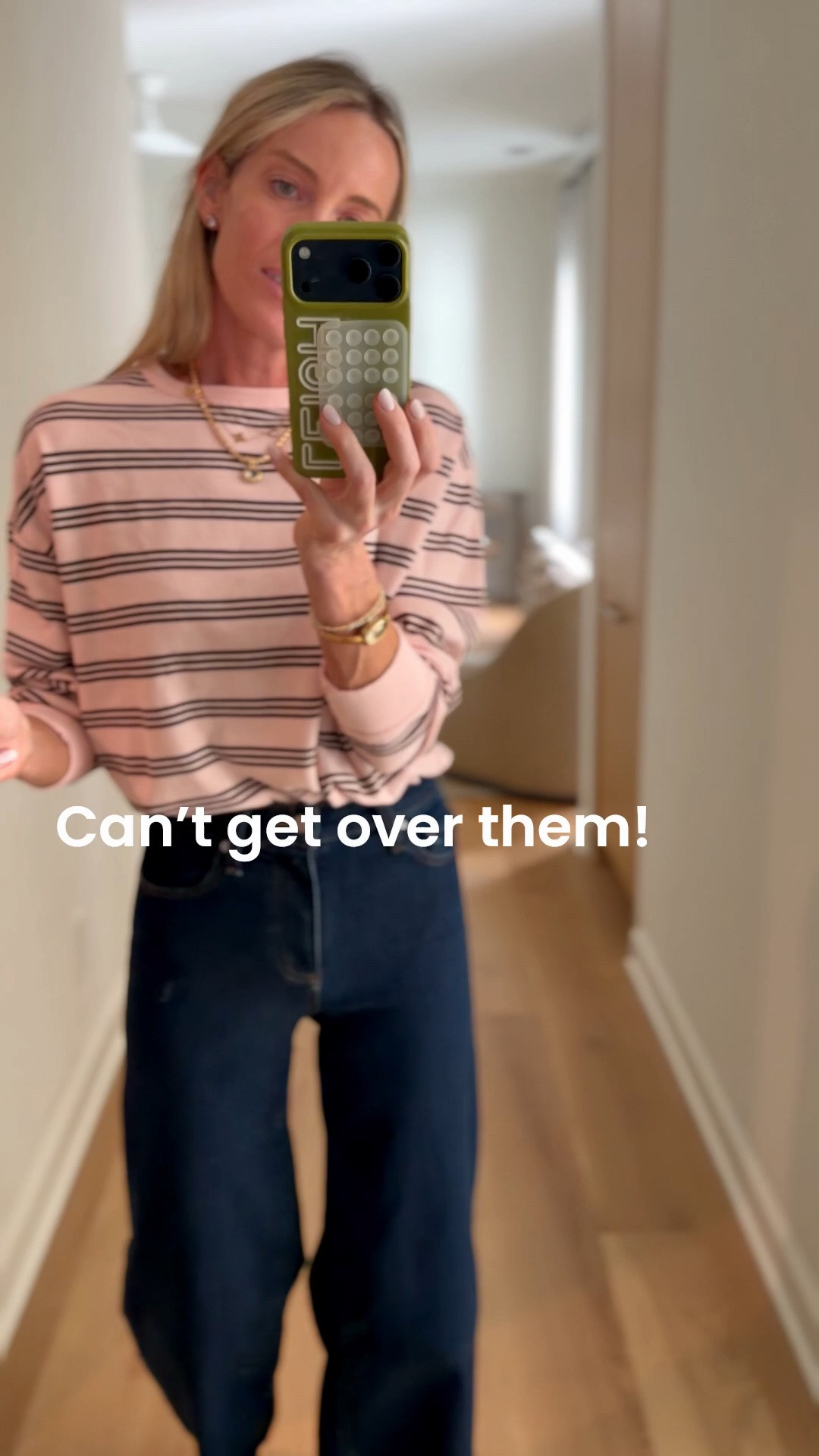 Size 4! 
Size small tee!
