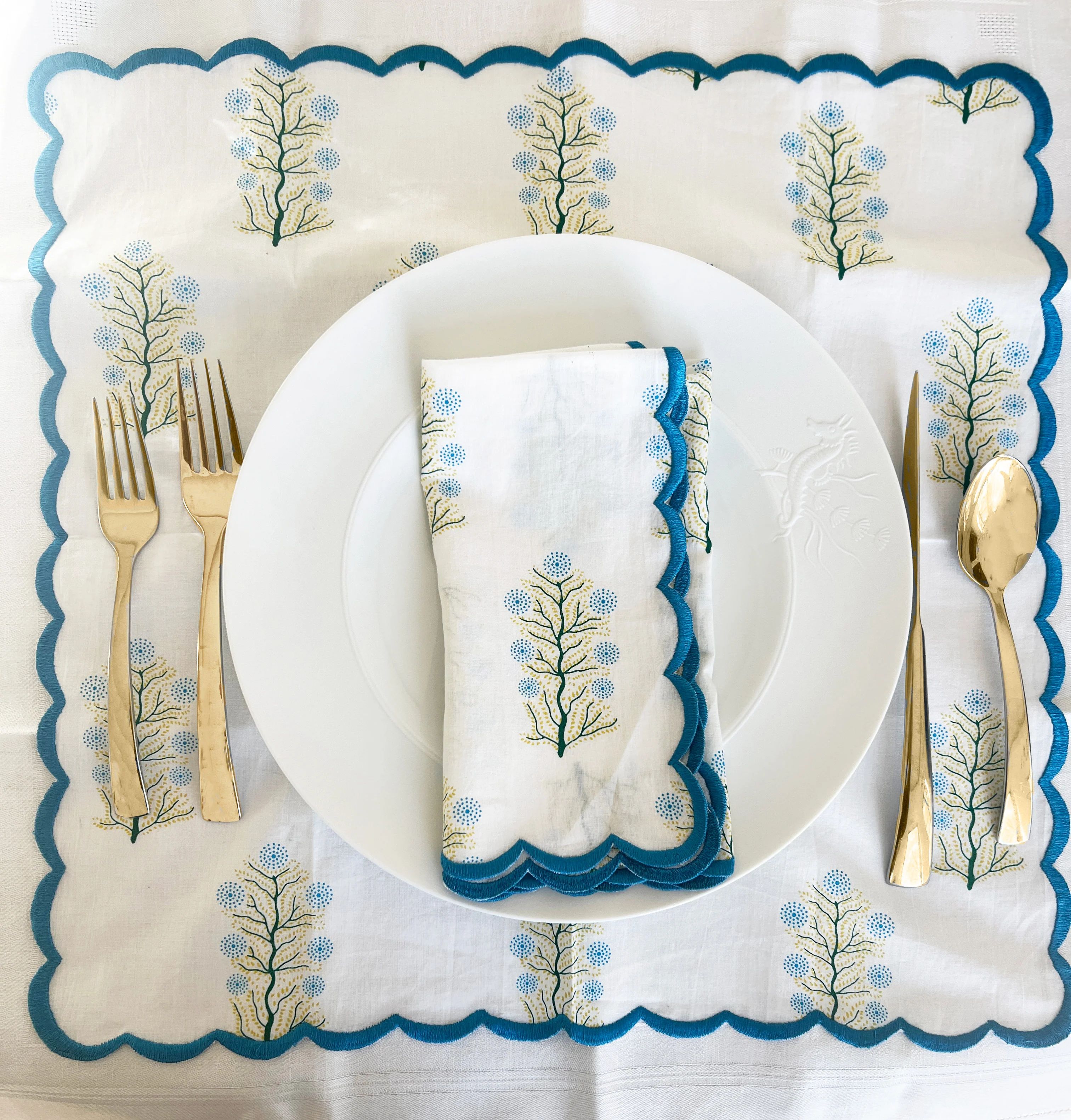 Scalloped Blue Floral Napkins | Sweet Pea and Whimsy