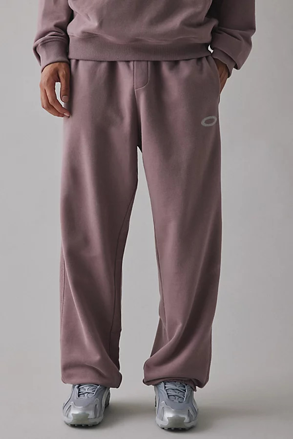 Oakley UO Exclusive Jogger Sweatpant in Purple at Urban Outfitters | Urban Outfitters (US and RoW)