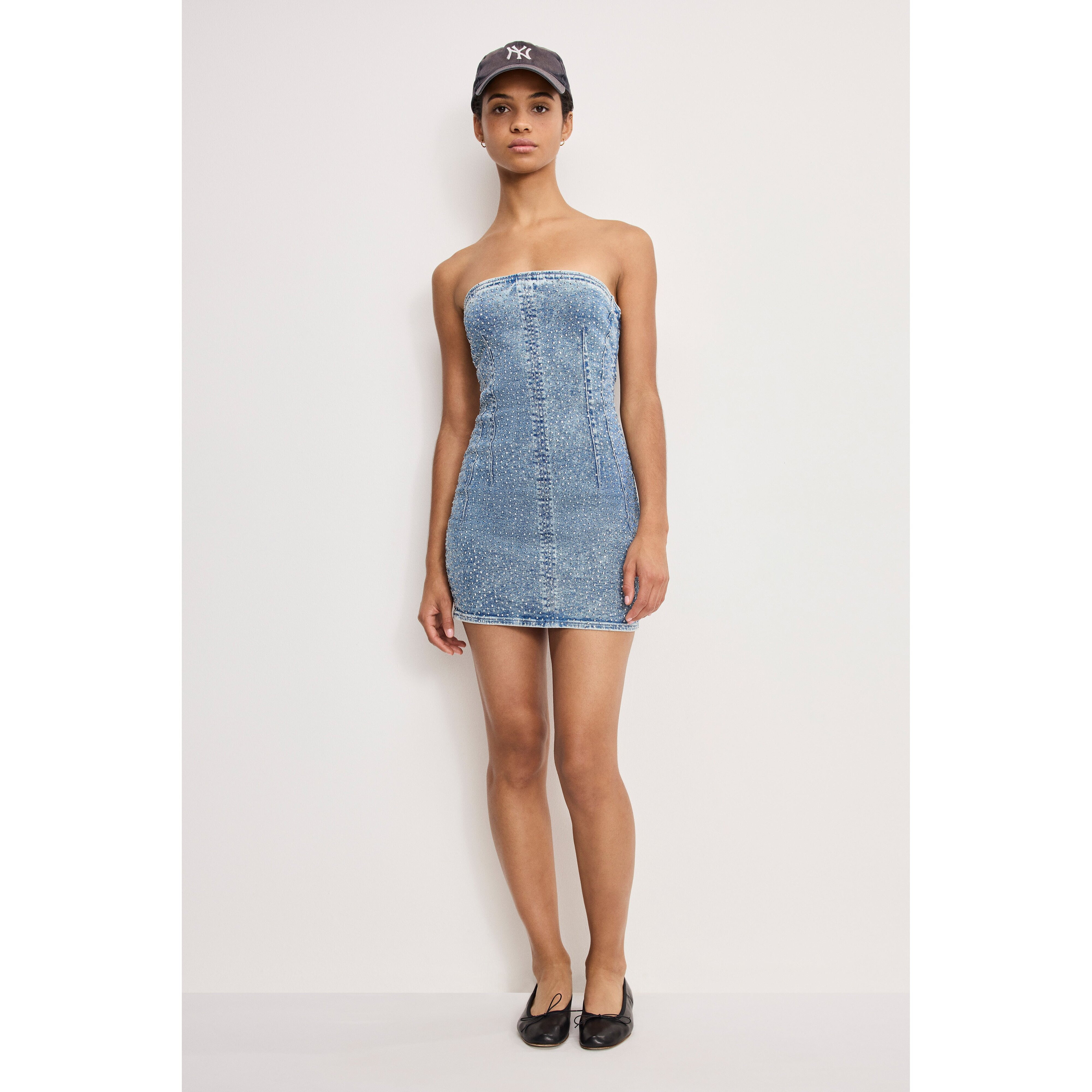 Women's Crystal Strapless Mini Dress | Indigo, Size XS | Good American by Khlo� Kardashian | Good American