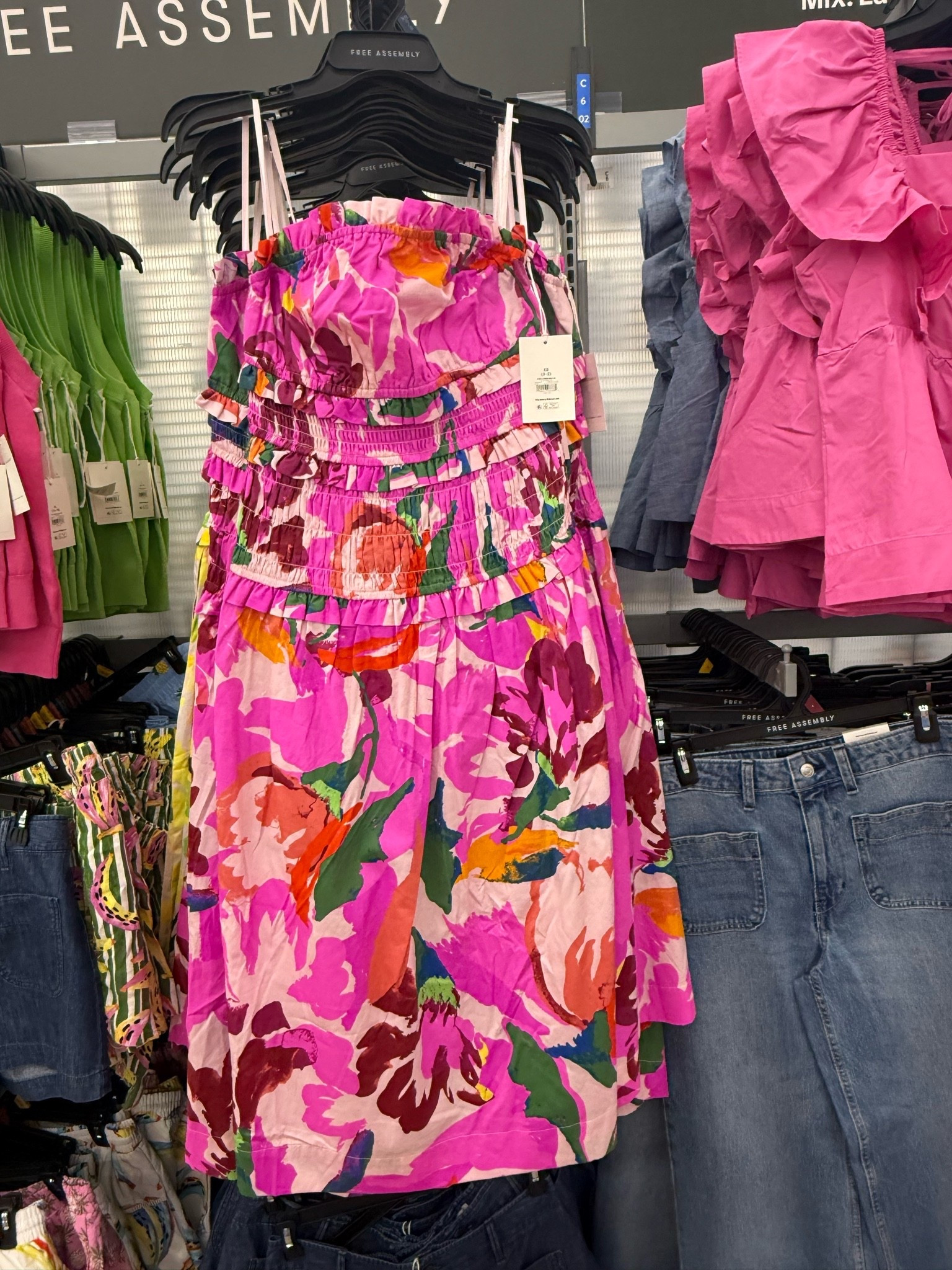 Free Assembly has added a new color to the amazing summer dress released earlier. This pink is IT!!!