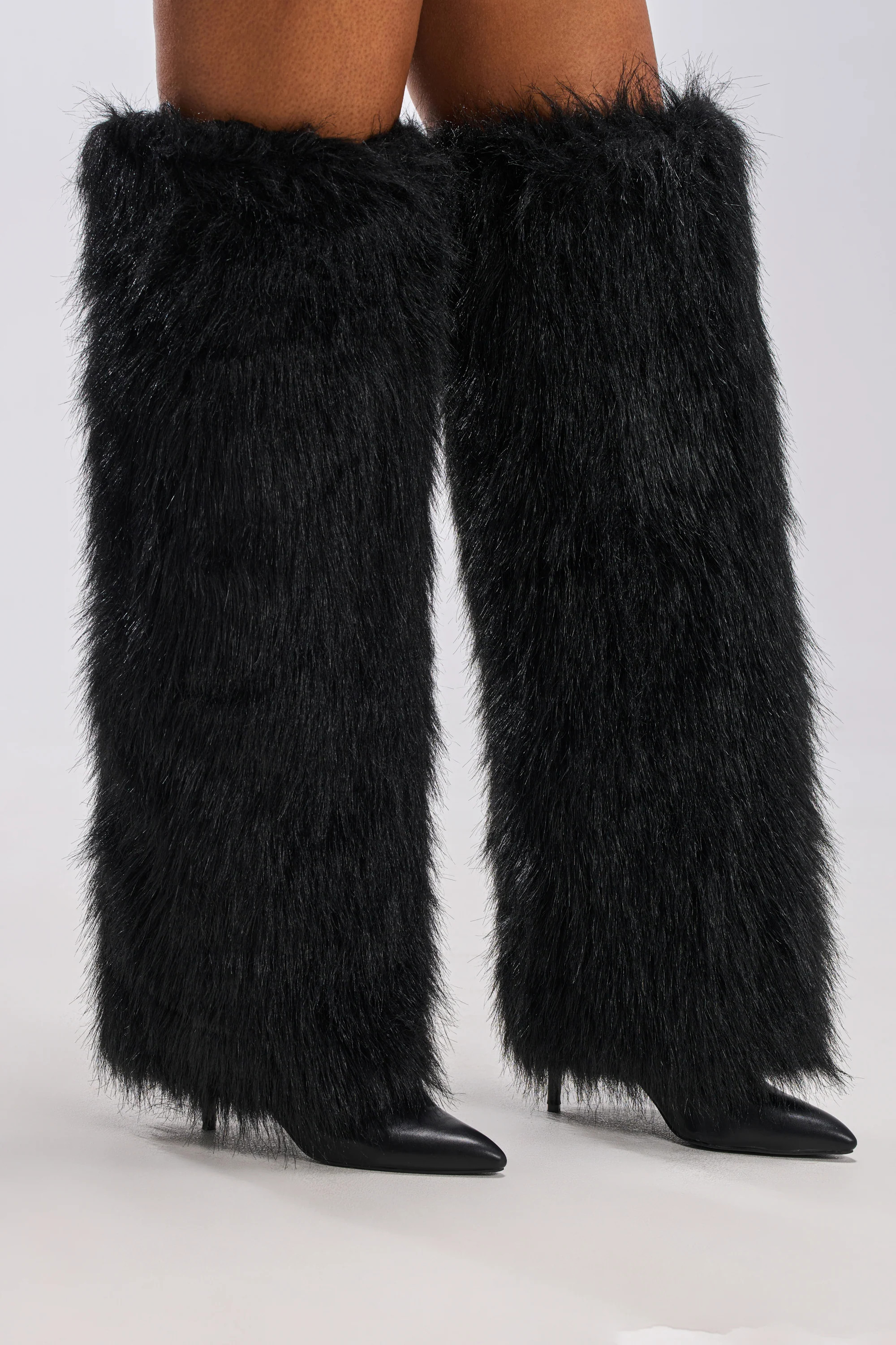 AKIRA Azalea Wang Langleye Thigh High Fur Luxe Boot | Black | Size 11 | AKIRA