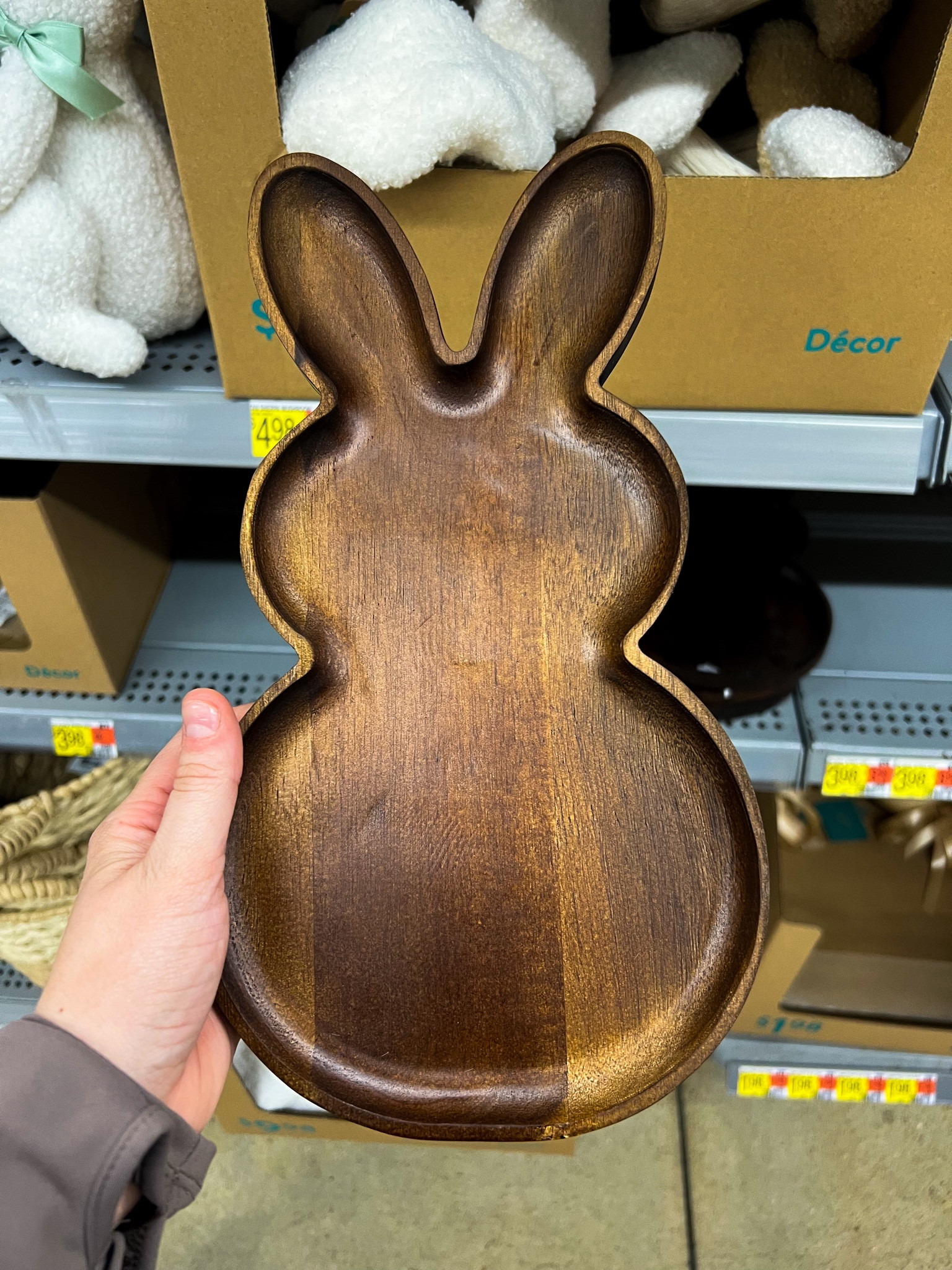 Wooden Easter bunny shaped tray at Walmart 

Easter, Easter bunny, kitchen decor, Easter decor, charcuterie board 

#LTKhome #LTKSpringSale