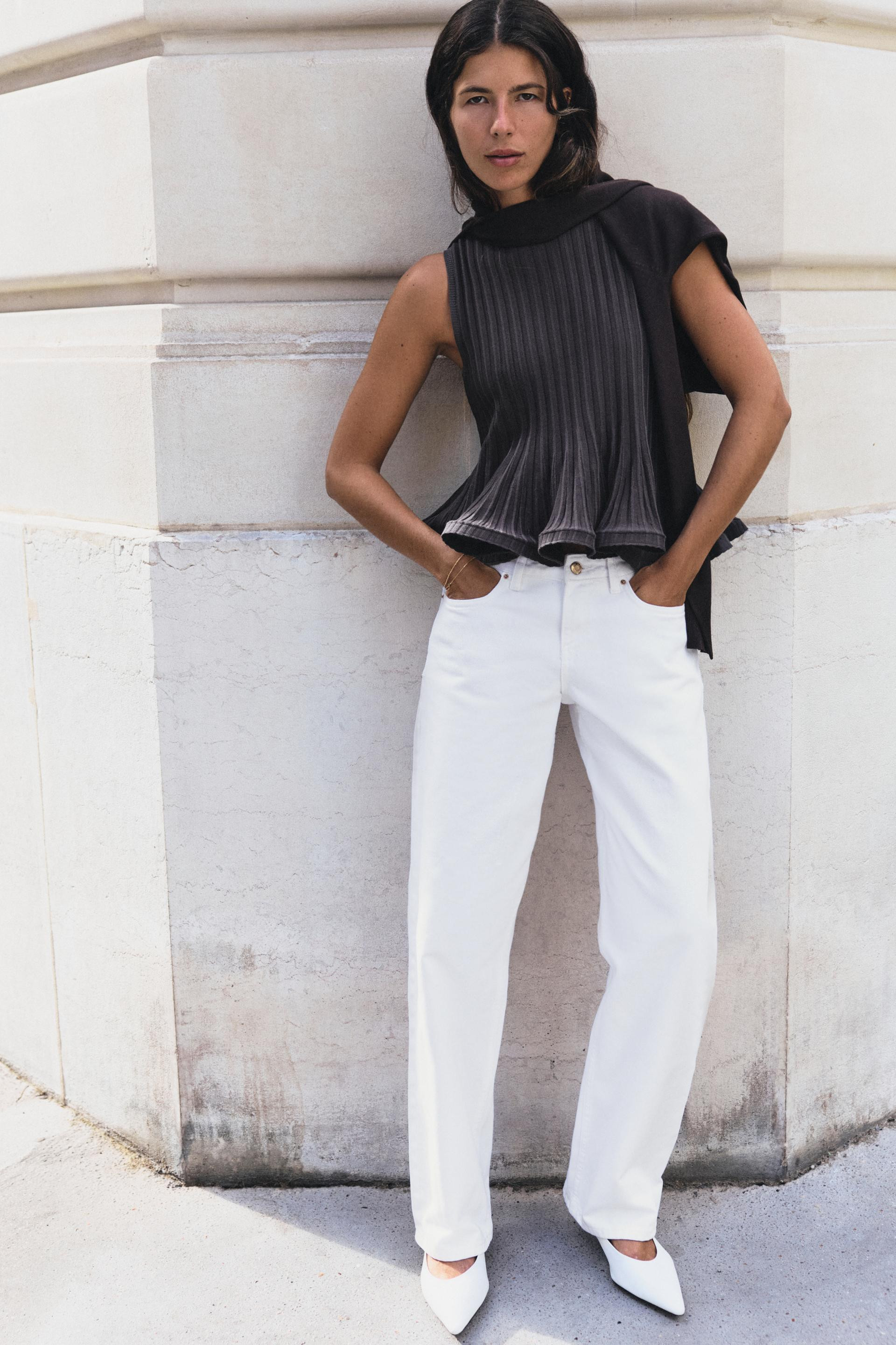 RIBBED TANK TOP WITH WAVY HEM | Zara US
