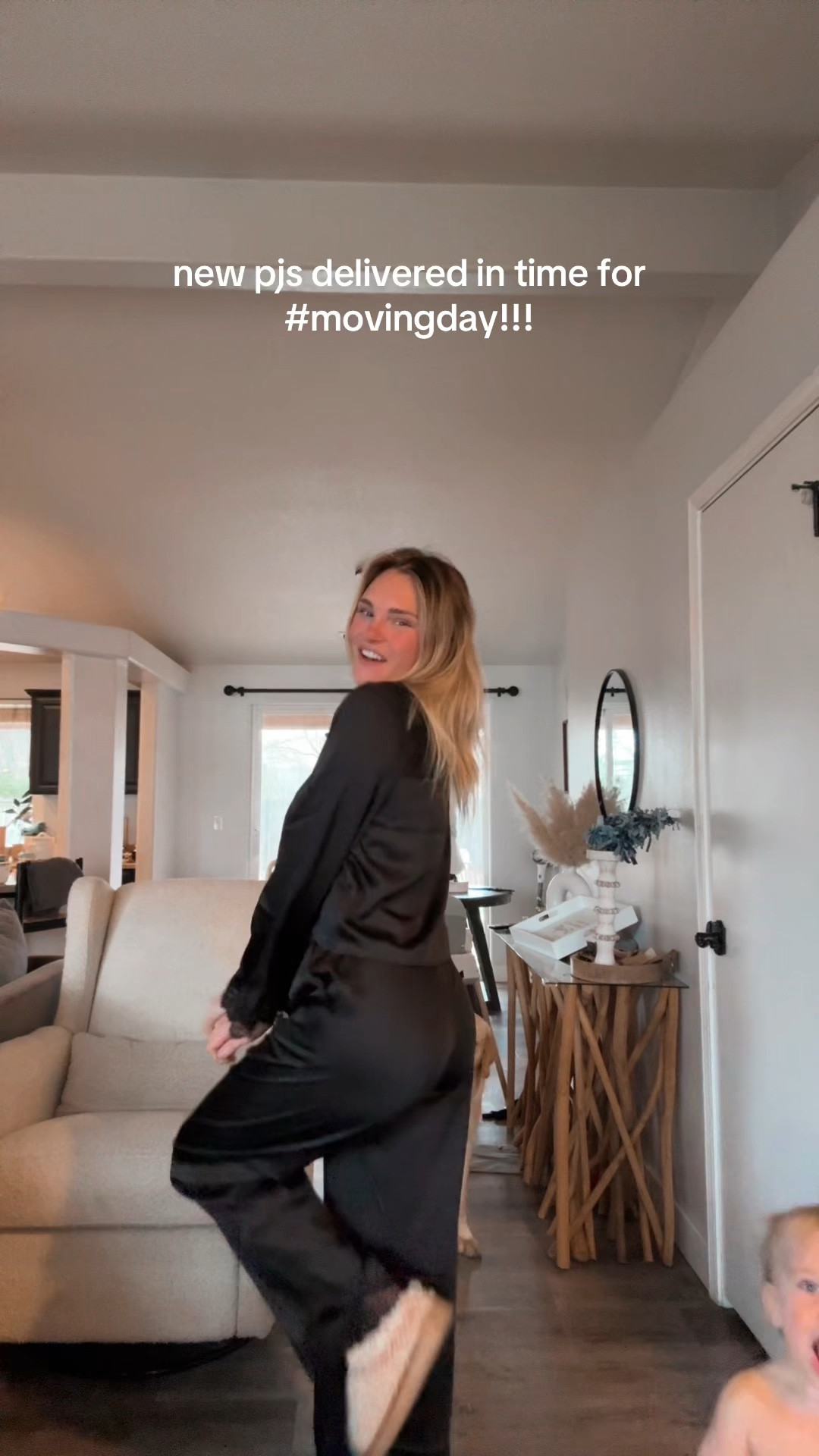 My new fav A&F silky pjs!! 

#LTKSaleAlert #LTKHoliday #LTKStyleTip