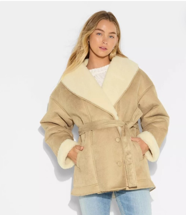 Coat $55

#LTKTravel #LTKFindsUnder50 #LTKOver40