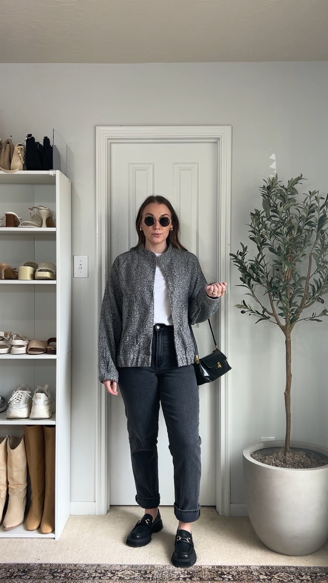 an easy fall look ft this new jacket i picked up from amazon! love the color and detail on it 🖤⁠

Jacket L
Jeans 28R 
Tee M 

⁠.⁠
.⁠
.⁠
.⁠
capsule wardrobe, neutral style, minimalistic aesthetic fashion, aesthetic style, fashion style, streetwear style, Pinterest girl, Pinterest aesthetic, Pinterest style, casual style, fall style, fall outfits, cute fall style, effortless chic, outfit inspo. #falloutfitideas #fashioninspired #pintereststyle #pinterestoutfit 

#LTKfindsunder100 #LTKSeasonal #LTKfindsunder50