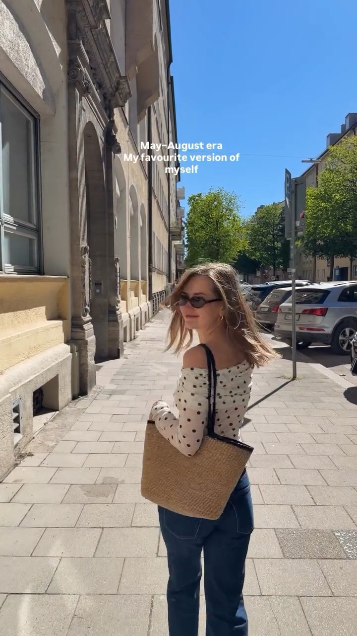 She comes back every May 🐝
Sunglasses link & discount code - on my insta @katemyandina 

#LTKeurope #LTKspring #LTKdeutschland