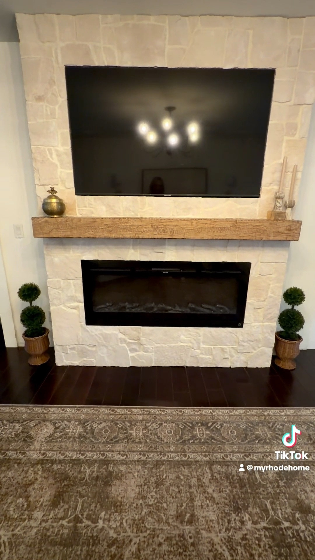 This faux 2-tier topiary is the designer-inspired home decor piece that instantly elevates your entryway, living room, dining room, bookshelf, or fireplace mantel. If you love organic modern, neutral home decor, and luxury looks for less, this timeless accent belongs in your home

#LTKHome #LTKSaleAlert #LTKSeasonal