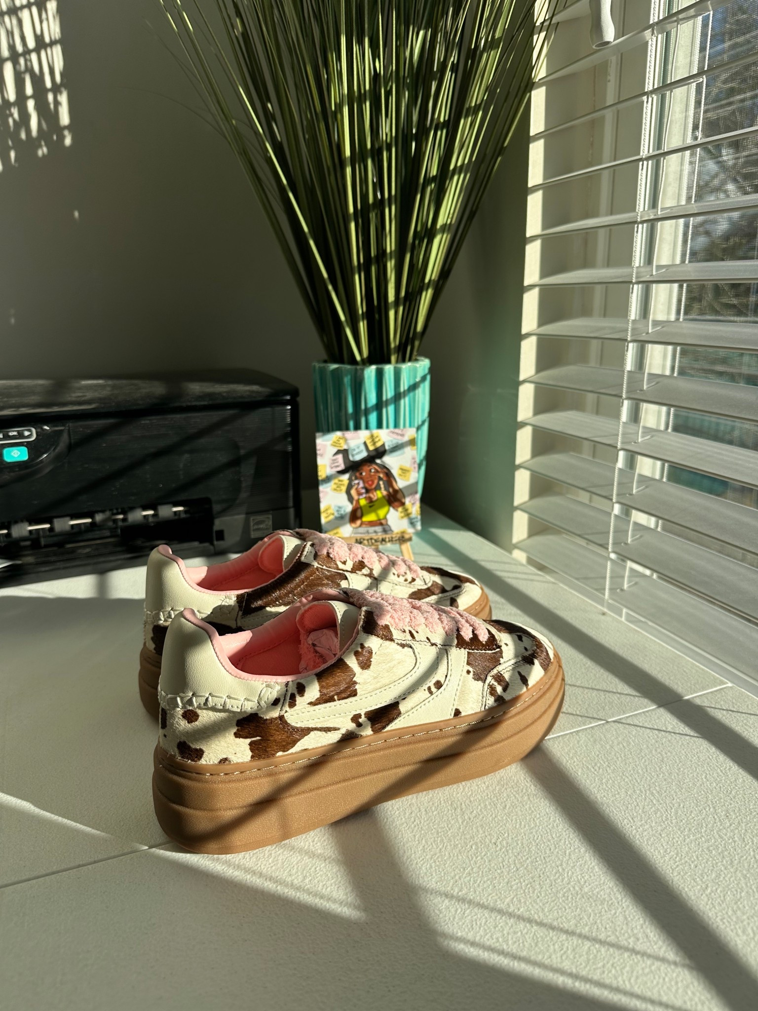 Currently obsessed with these sneakers 💕

#LTKFindsUnder100 #LTKFindsUnder50 #LTKOver40