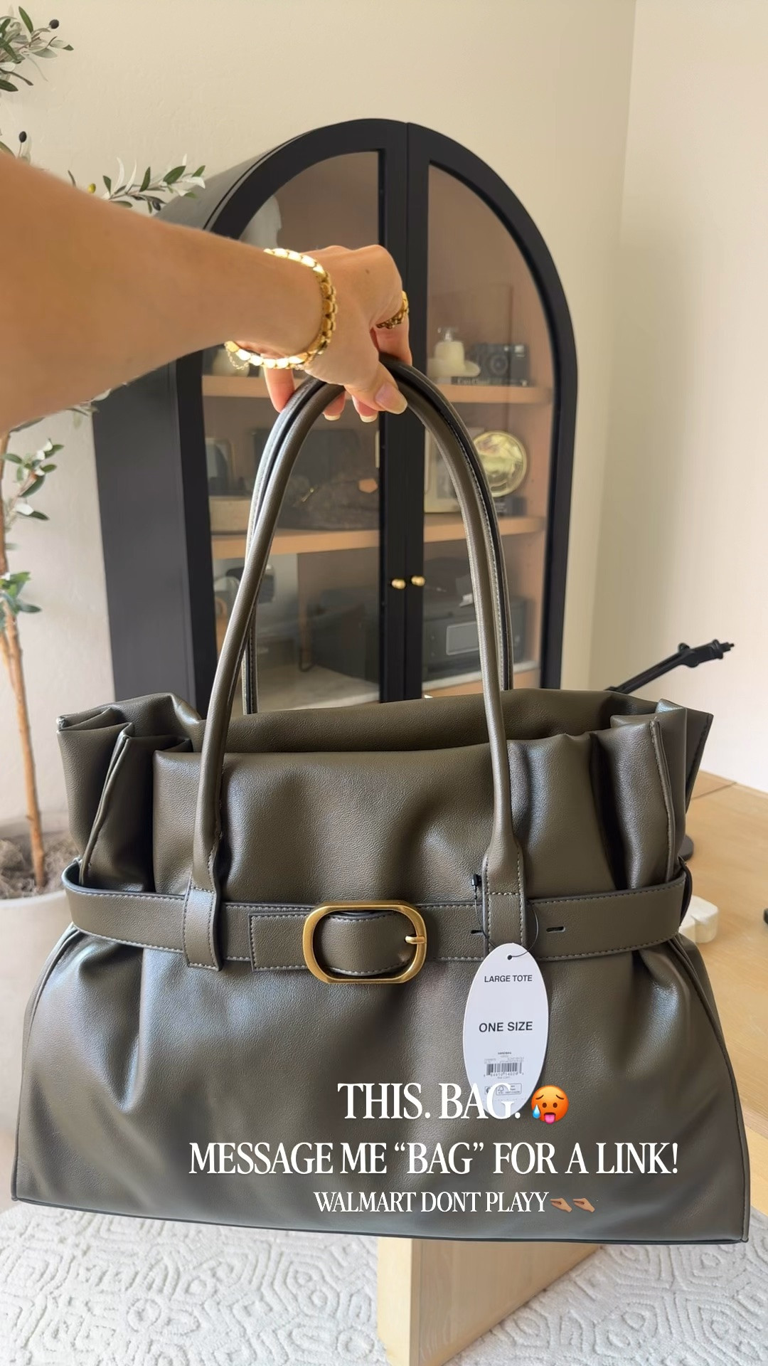 WALMART FALL SLAY!!!
This bag is too good!!! 

Walmart finds 
Tote bag 
Work bag

#LTKootd #LTKxWalmart #LTKWorkwear
