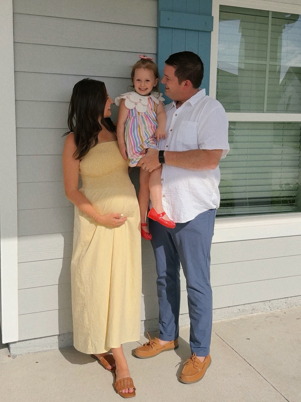 Happy Easter from our family to yours- He is risen! 🤍Hope you all had an amazing weekend🥹🌷🐣🐇

#eastersunday #happyeaster #motherhood