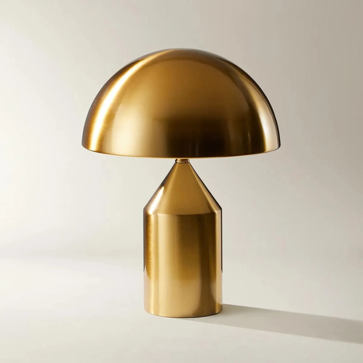 Arlen Metal Table Lamp - Gold | Z Gallerie
