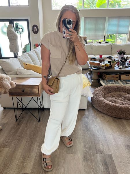 Amazon causal/comfortable outfit! 
Perfect for travel outfit. 

Amazon finds, travel outfit, with pants, comfortable outfit 




#liketkit #LTKtravel #LTKmidsize
