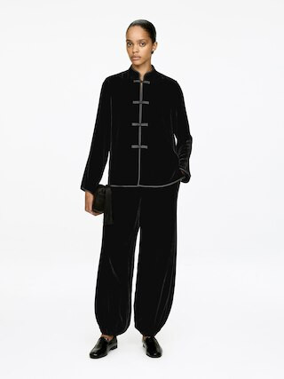 Viscose-Silk Velvet Overshirt – Black – Women – ARKET GB | Arket UK