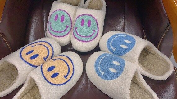 Indoor Slippers/Happy Face Slippers/ Smile Slippers/ Happy Face Slippers/ Bedroom Slippers/ Women... | Etsy (US)