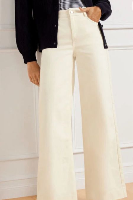 Love these for spring and summer. A great wide leg with a bit of stretch! 