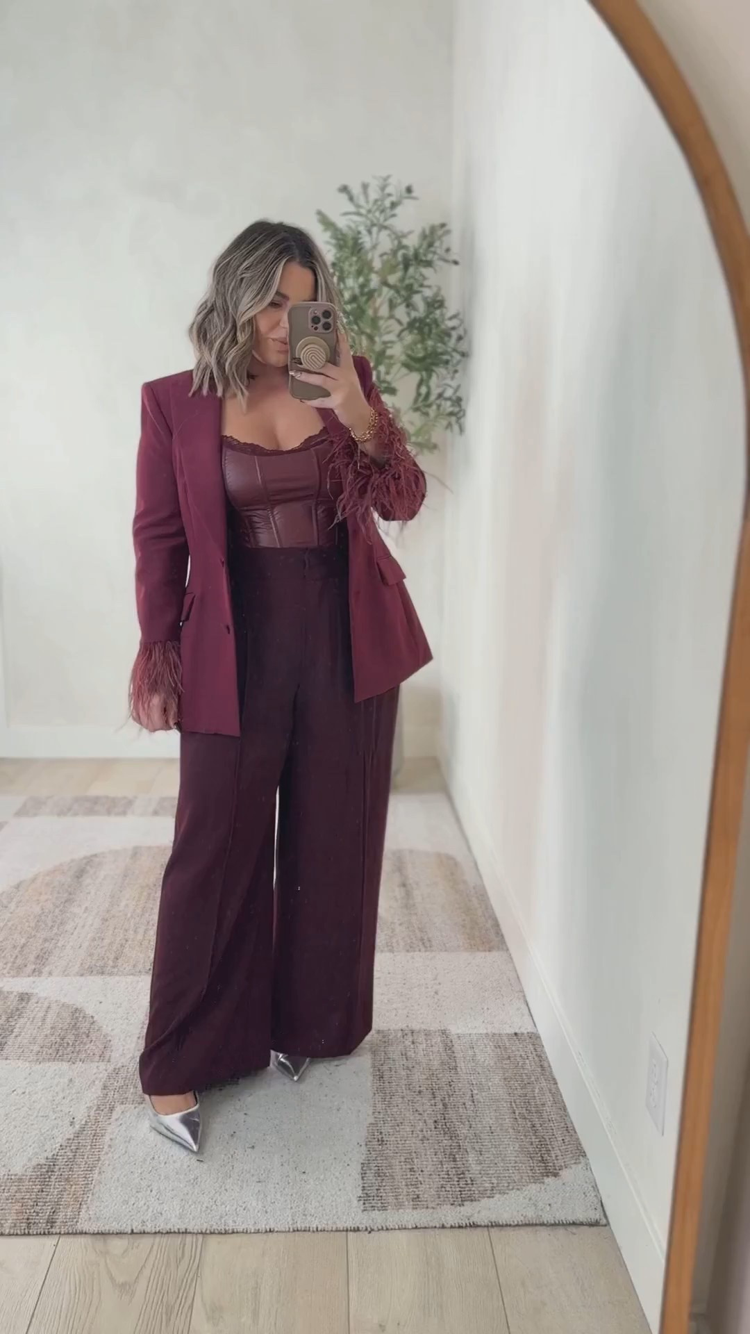 Blazer is now sold out 🫠 size xl 
Pants xl 
Top xl could have done L 
#zara #amazon 

Follow my LTK @shaynaslife on the @shop.LTK app to view this post and get my exclusive app-only content!

#liketkit 
@shop.ltk
https://liketk.it/5qZz7

#LTKMidsize #LTKFindsUnder50