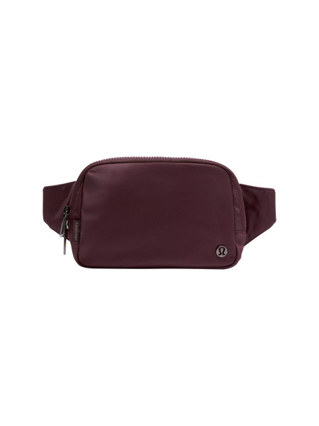 Everywhere Belt Bag Large 2L | Men's Bags,Purses,Wallets | lululemon | Lululemon (US)