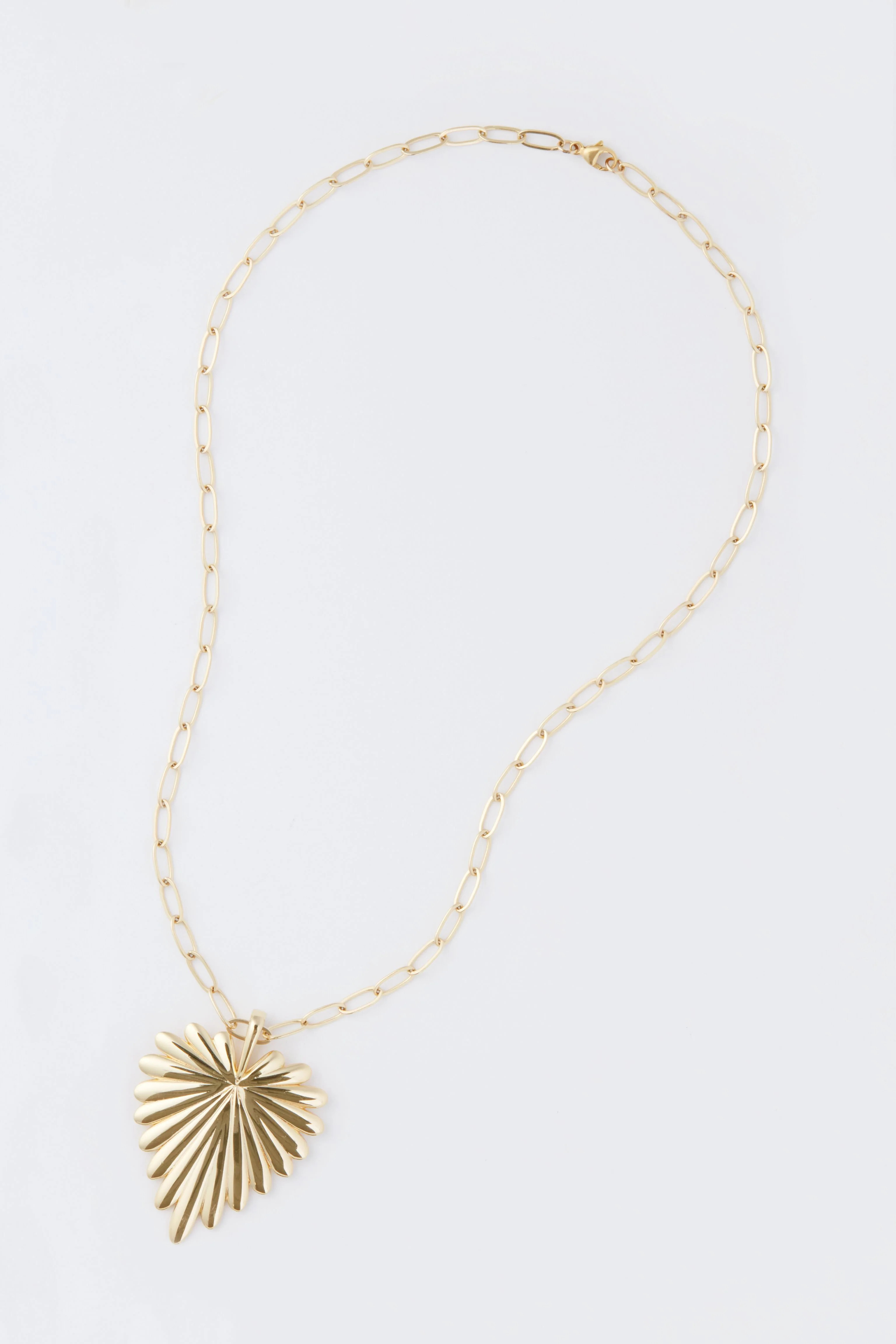 Gold Full Heart Pendant | Tuckernuck (US)