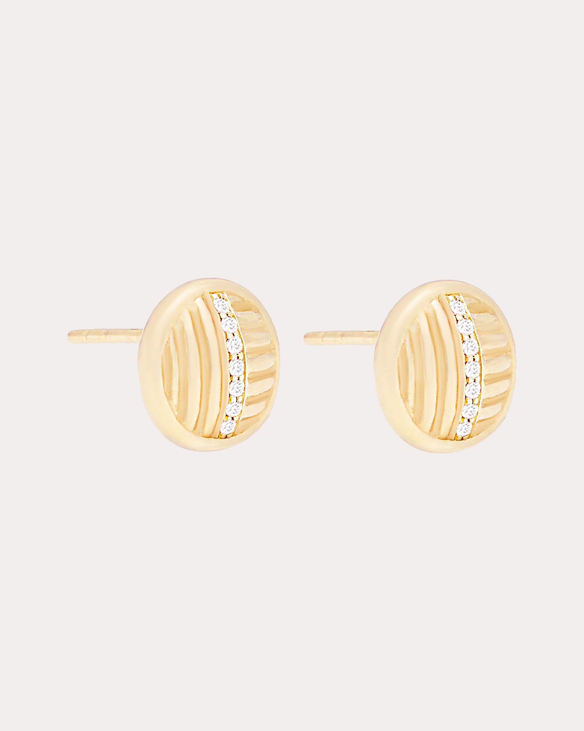 Diamond & 14k Gold Found Ribbed Stud Earrings | Olivela