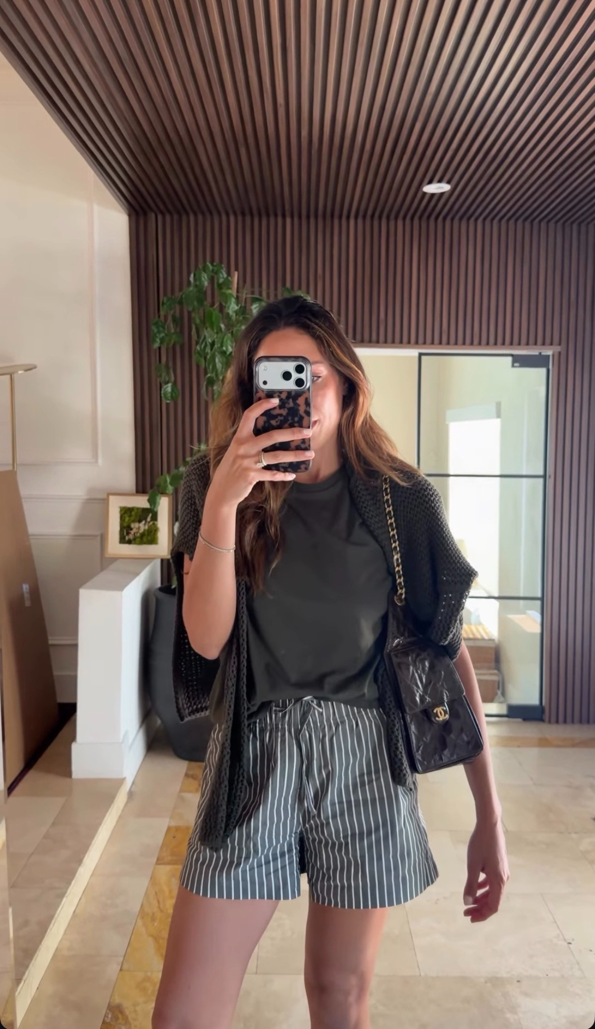Laid-back casual style with a touch of luxury 🌿👜 

 #LTKootd #LTKSeasonal #LTKU