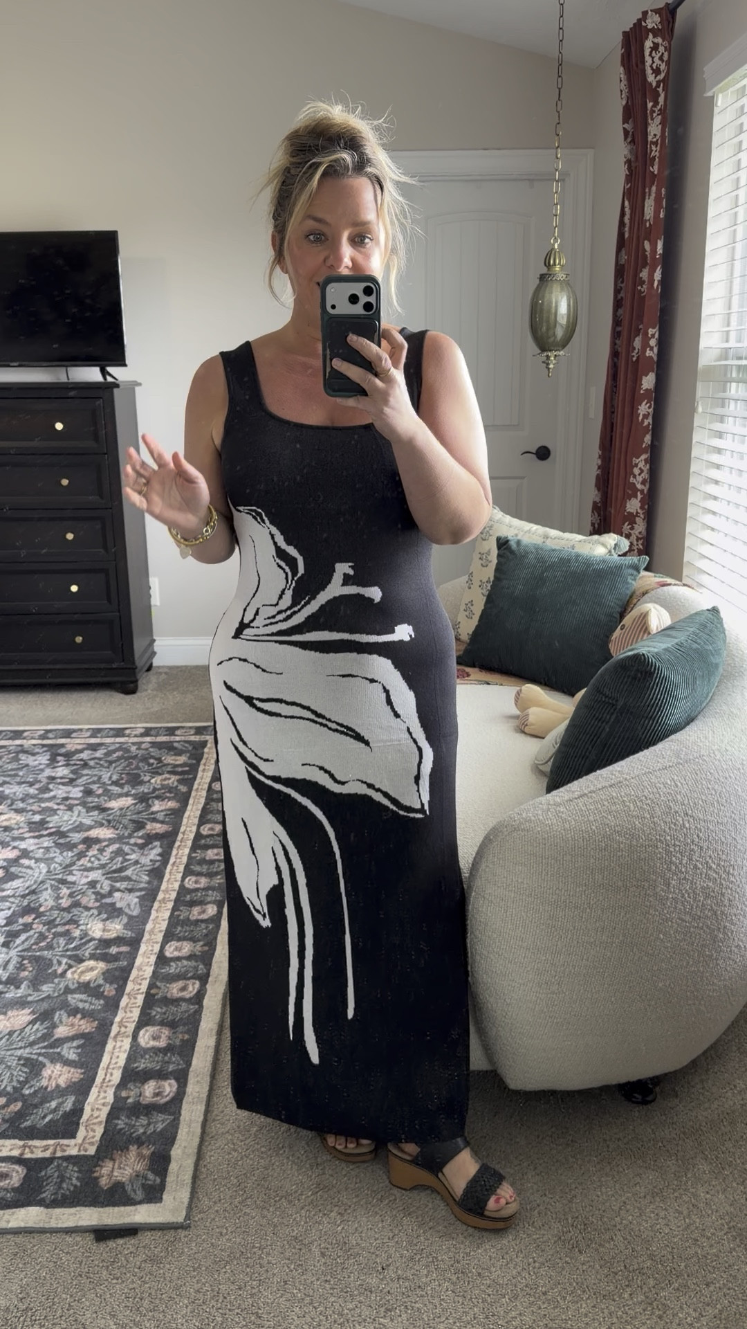 Obesssssssed with this Amazon maxi dress! I ordered it in red too! Wearing my true size large & I’m 5’2” for ref 

#LTKSaleAlert #LTKMidsize #LTKPetite