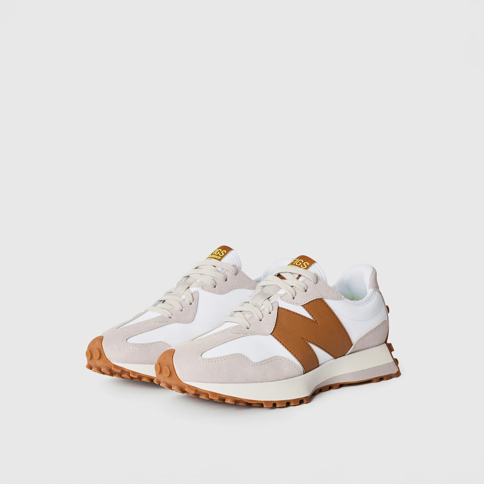 FIGS | New Balance 327 - Bone/Earth | FIGS