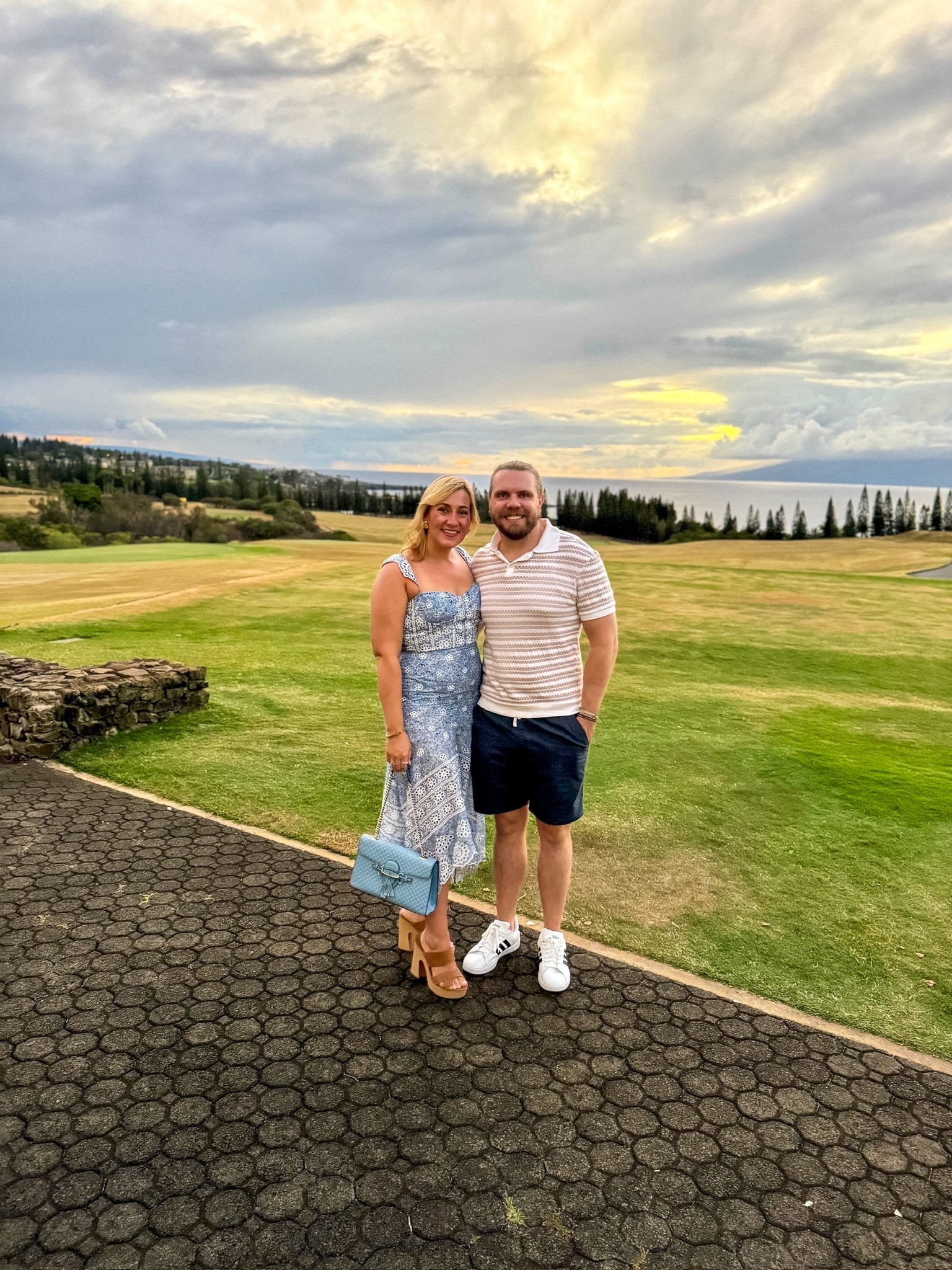 The perfect signature dress! 

#LTKSeasonal #LTKStyleTip #LTKNYFW