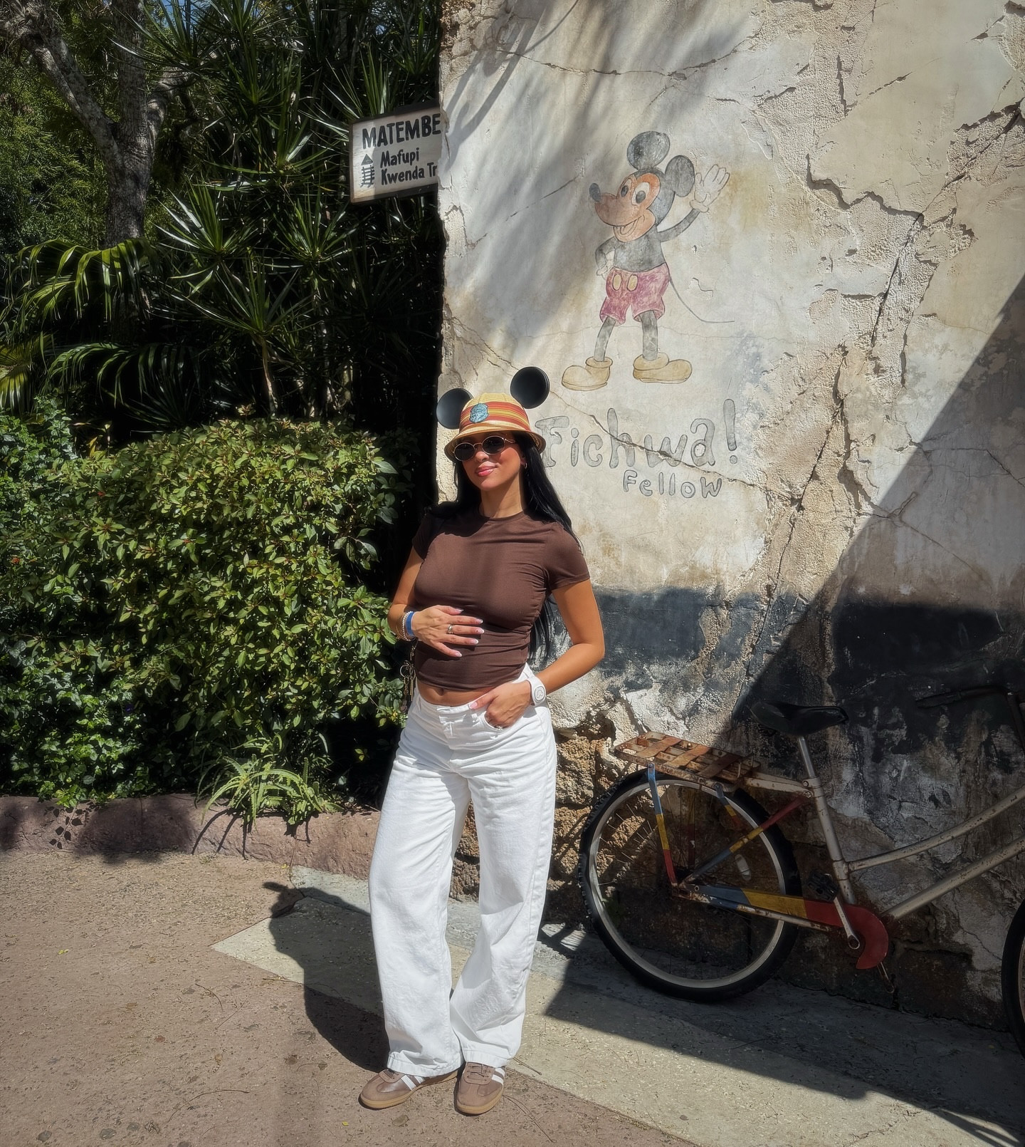 safari mama at AK 🦒🤍👶🏻🦁✨

#LTKBump #LTKSeasonal #LTKBaby