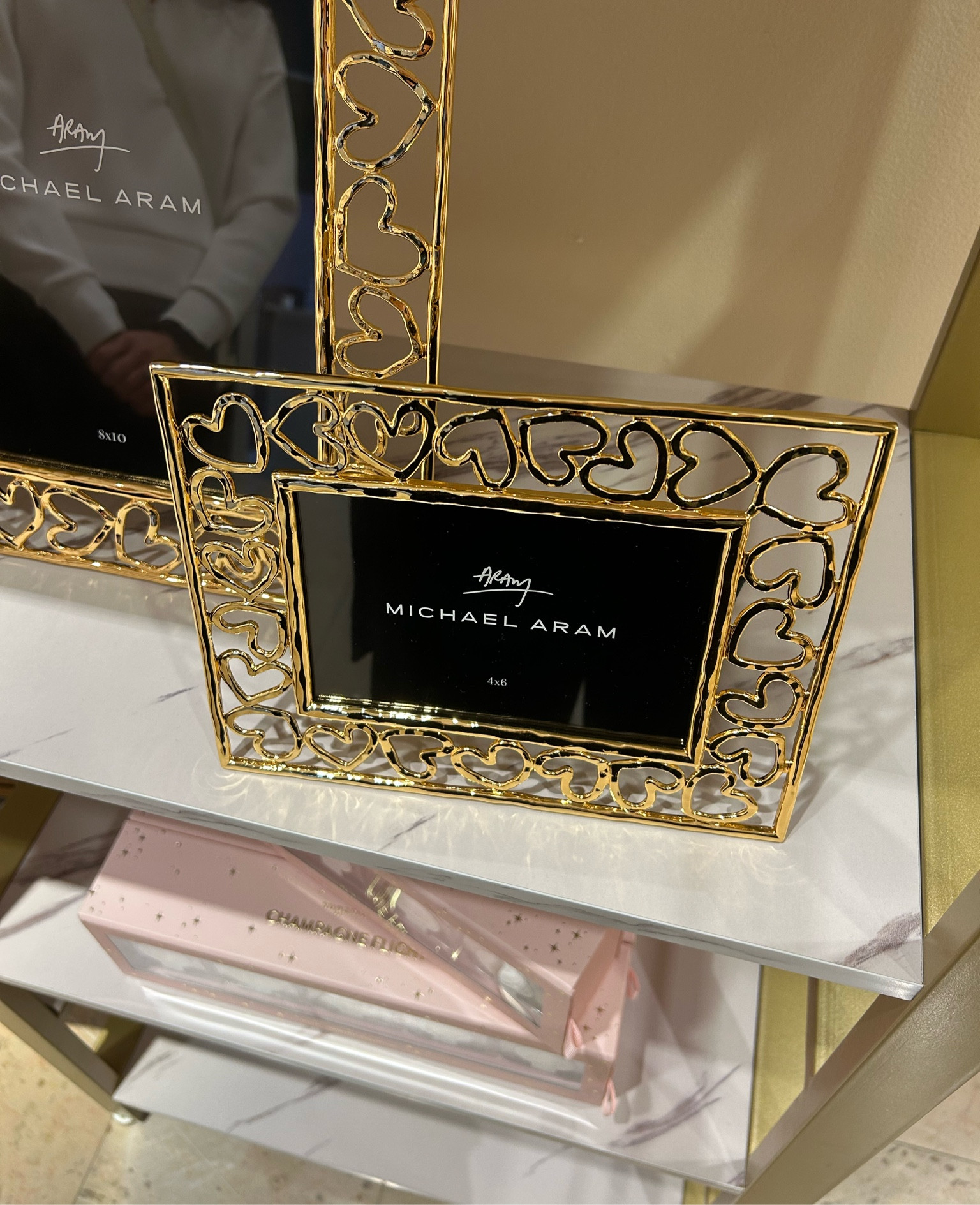 Cute Valentine’s Day gold picture frame ✨✨

#LTKGiftGuide #LTKhome #LTKfindsunder50