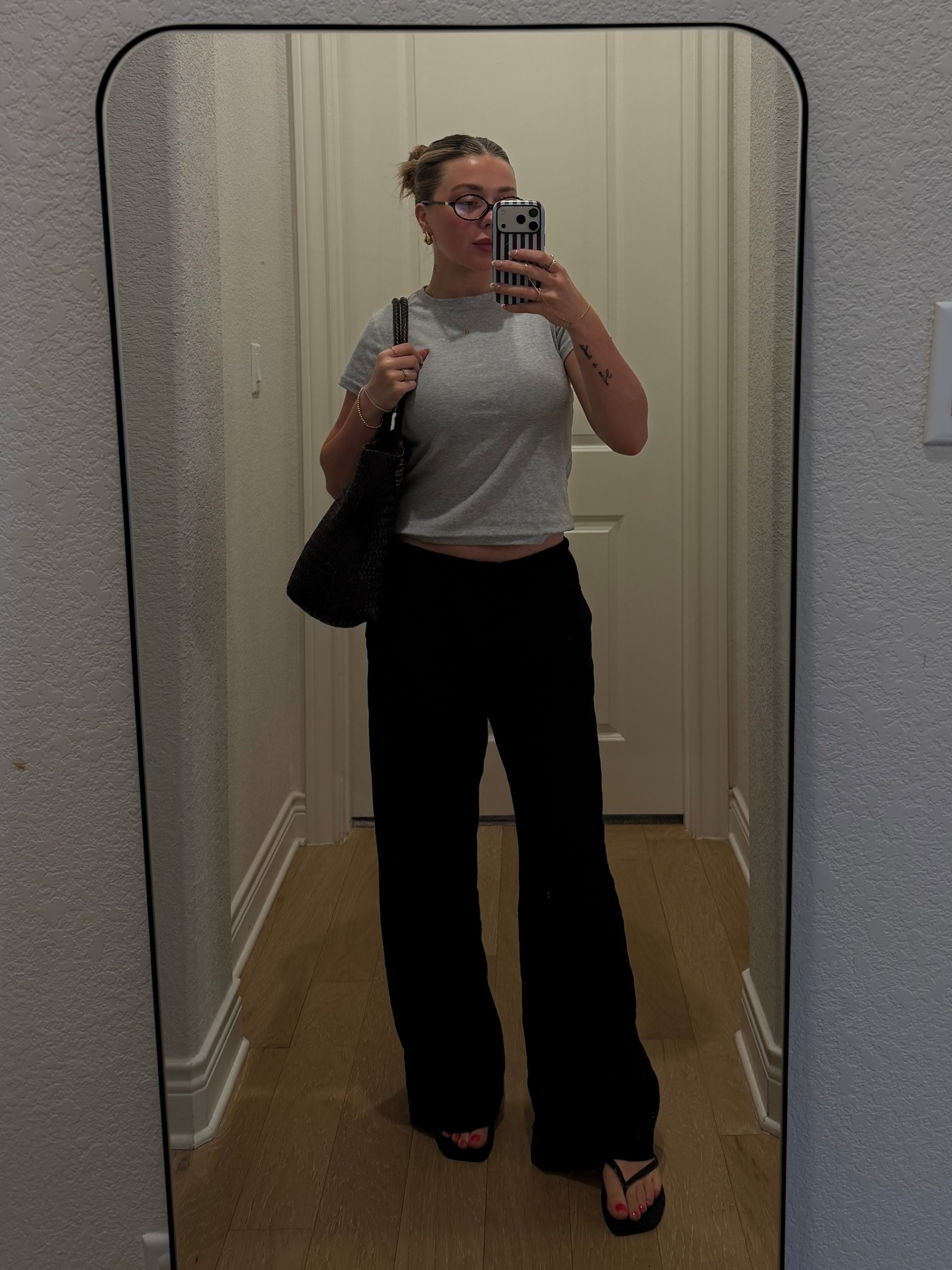 Mom ootd 🤍

#LTKmomlife #LTKdayinmylife #LTKootd