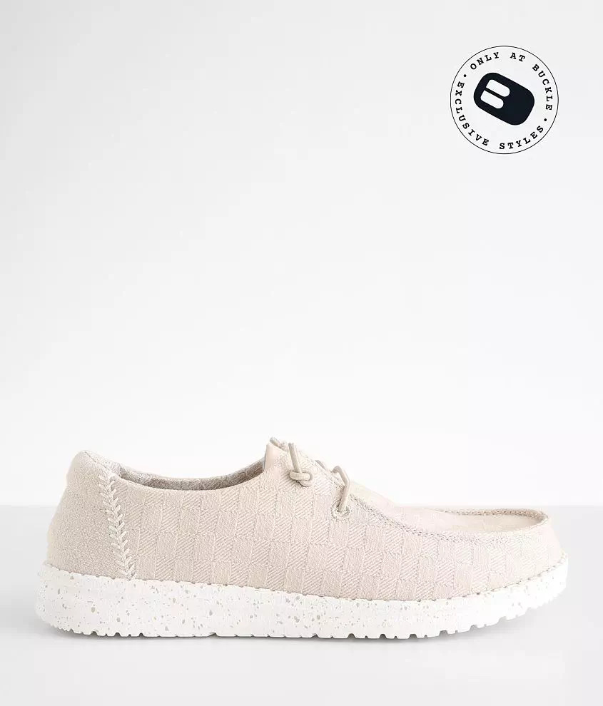 Wendy Shoe | Buckle