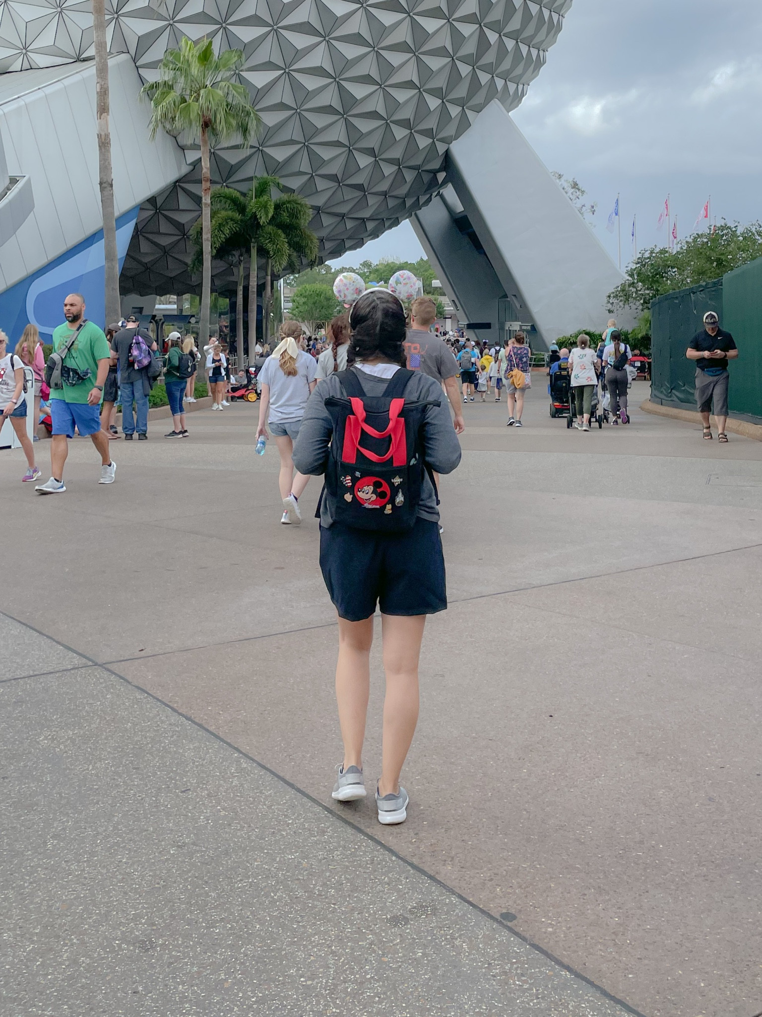 Disney travel style 

#LTKSeasonal #LTKtravel