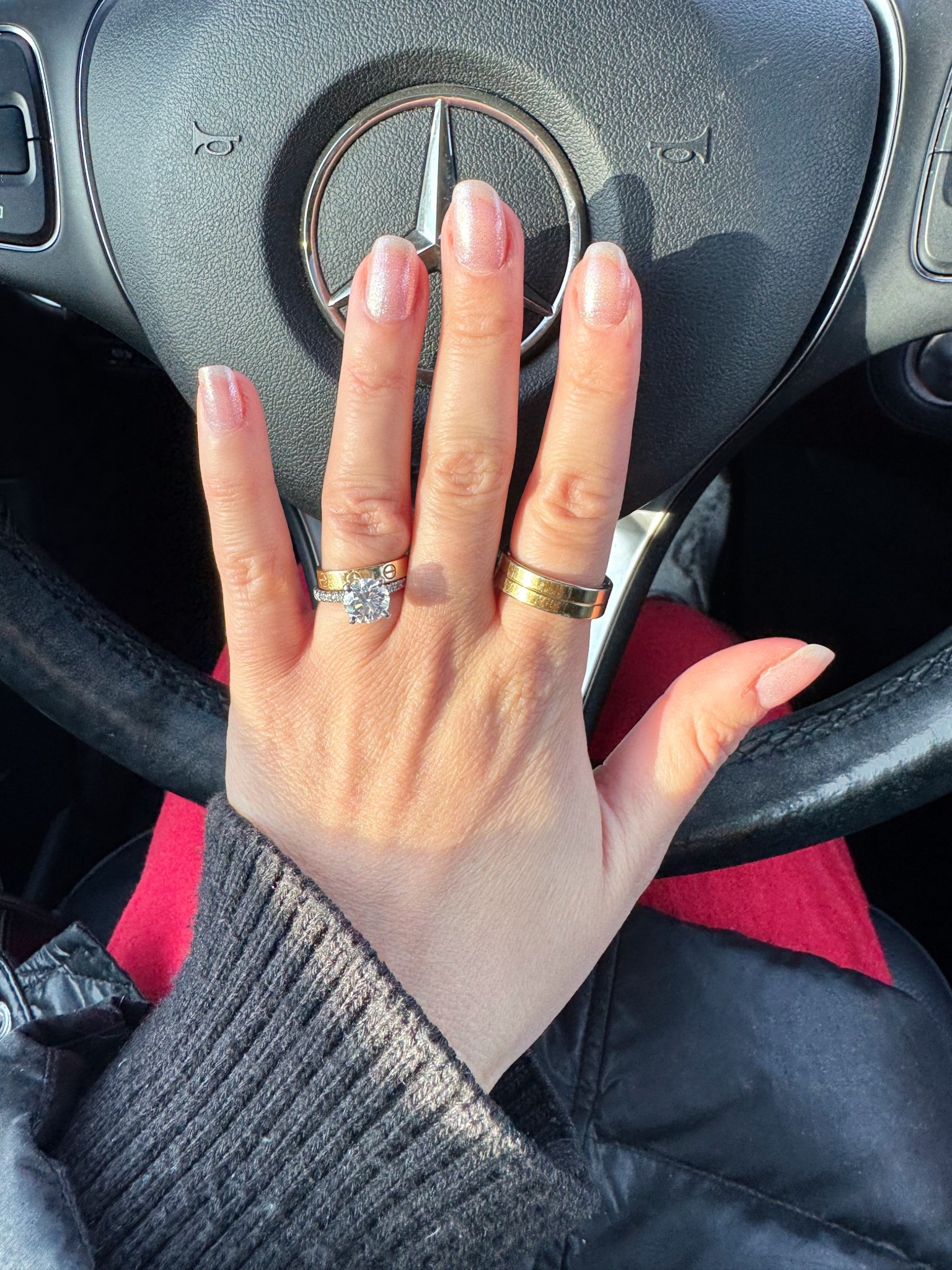 Subtle & shiny 💅💍

Fresh for a fun week ahead! 💝

#LTKselfcare #LTKBeauty #LTKValentine