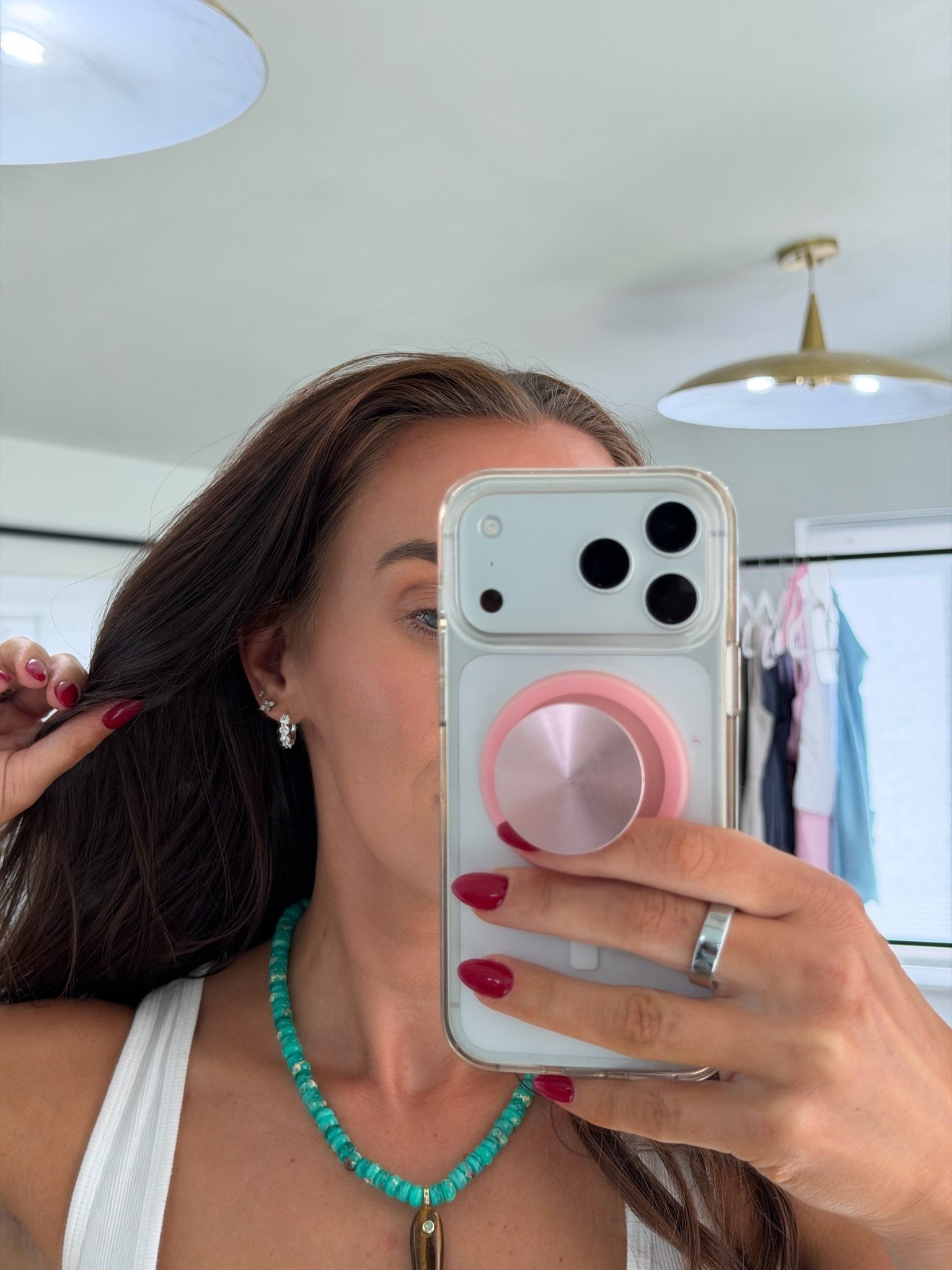 @Electric Picks Jewelry Diamond Huggies for everyday jewelry 🤌🏻

#LTKootd