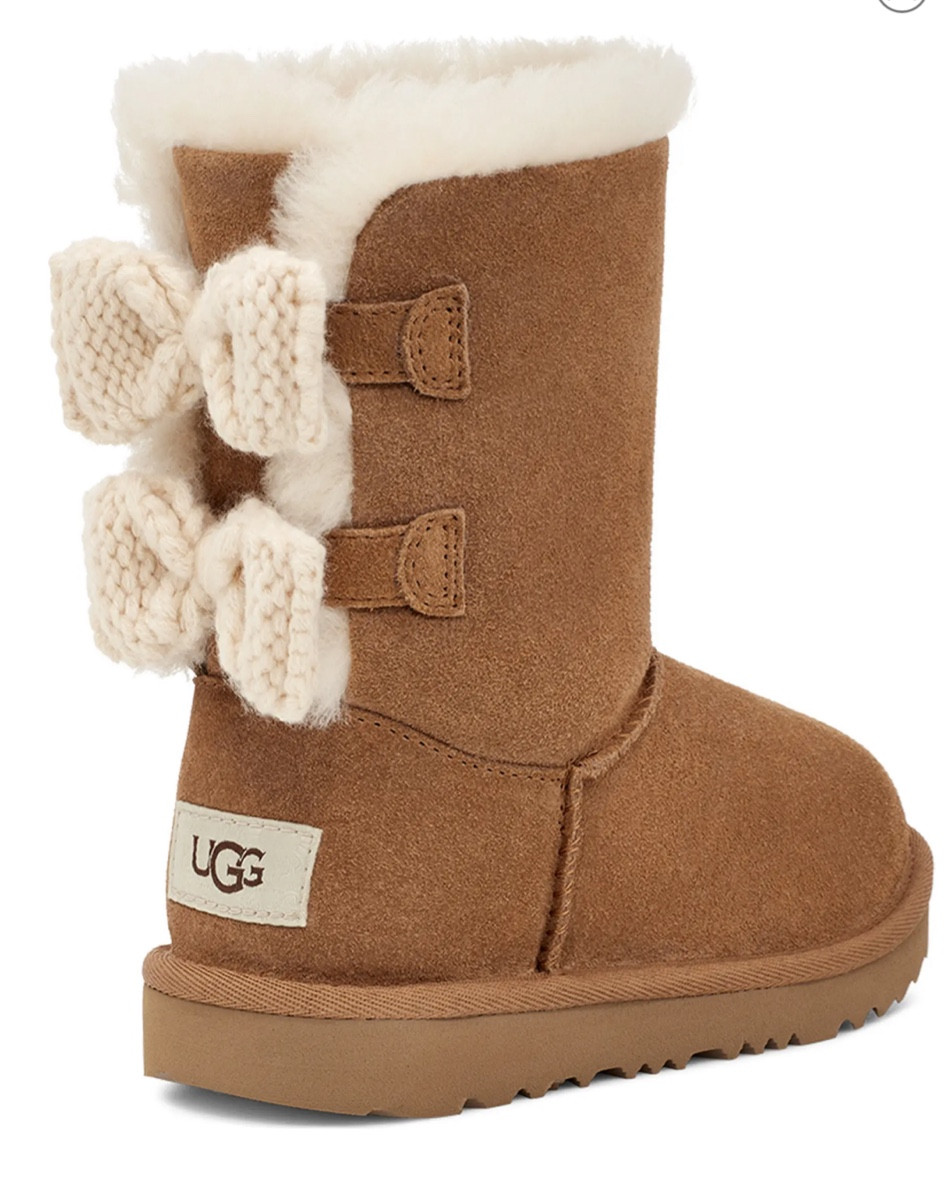 UGGS & DOC MARTEN SALE 

#LTKsalealert #LTKfamily #LTKHolidaySale