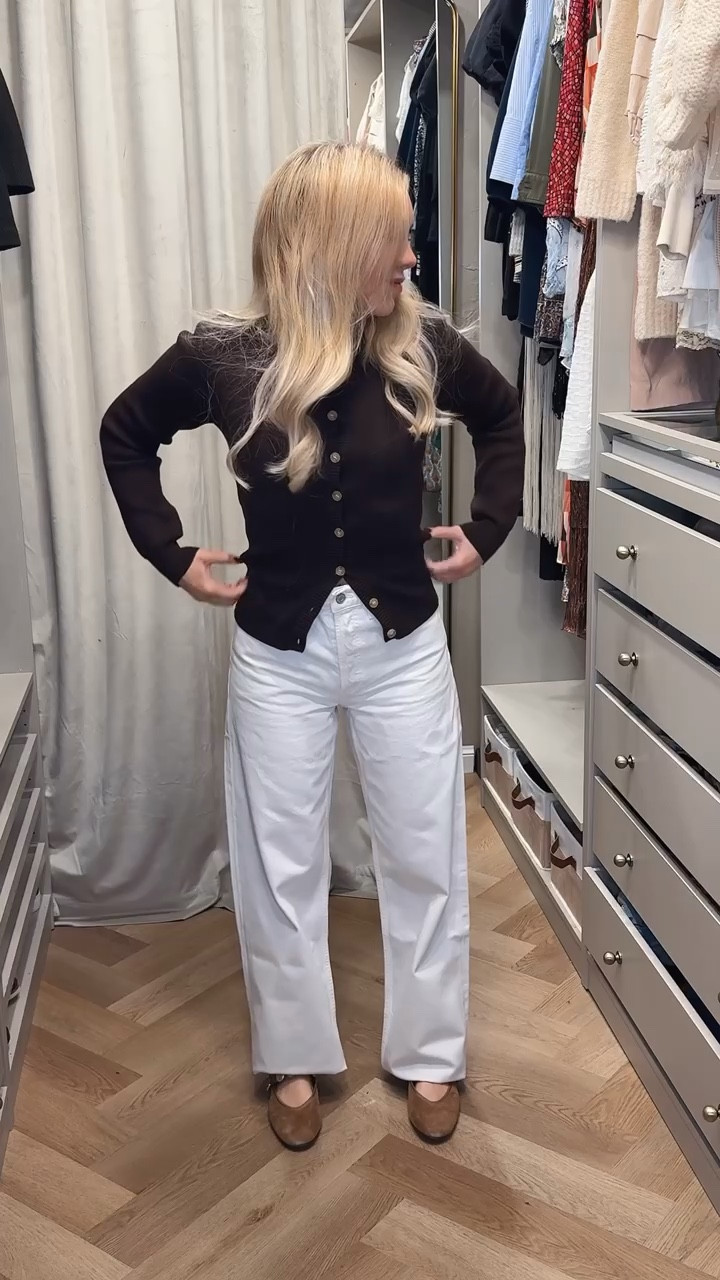 Perfect going into spring outfit 
White jeans
Agolde jeans 
Suede flats 

#LTKdayinmylife #LTKSeasonal #LTKootd