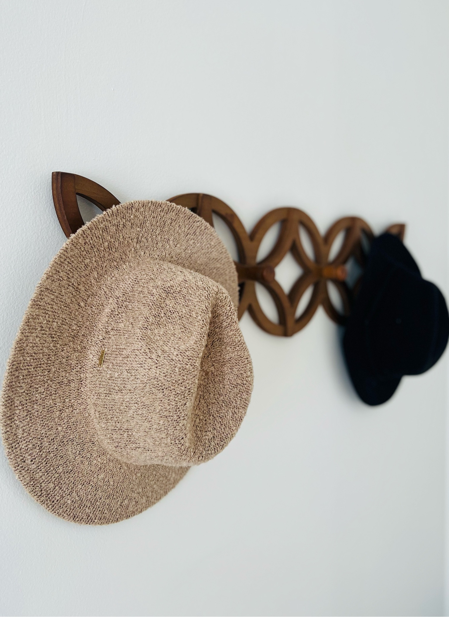 Accordion Wall Mounted Coat Rack Accordion Cup Rack Rounded Mango