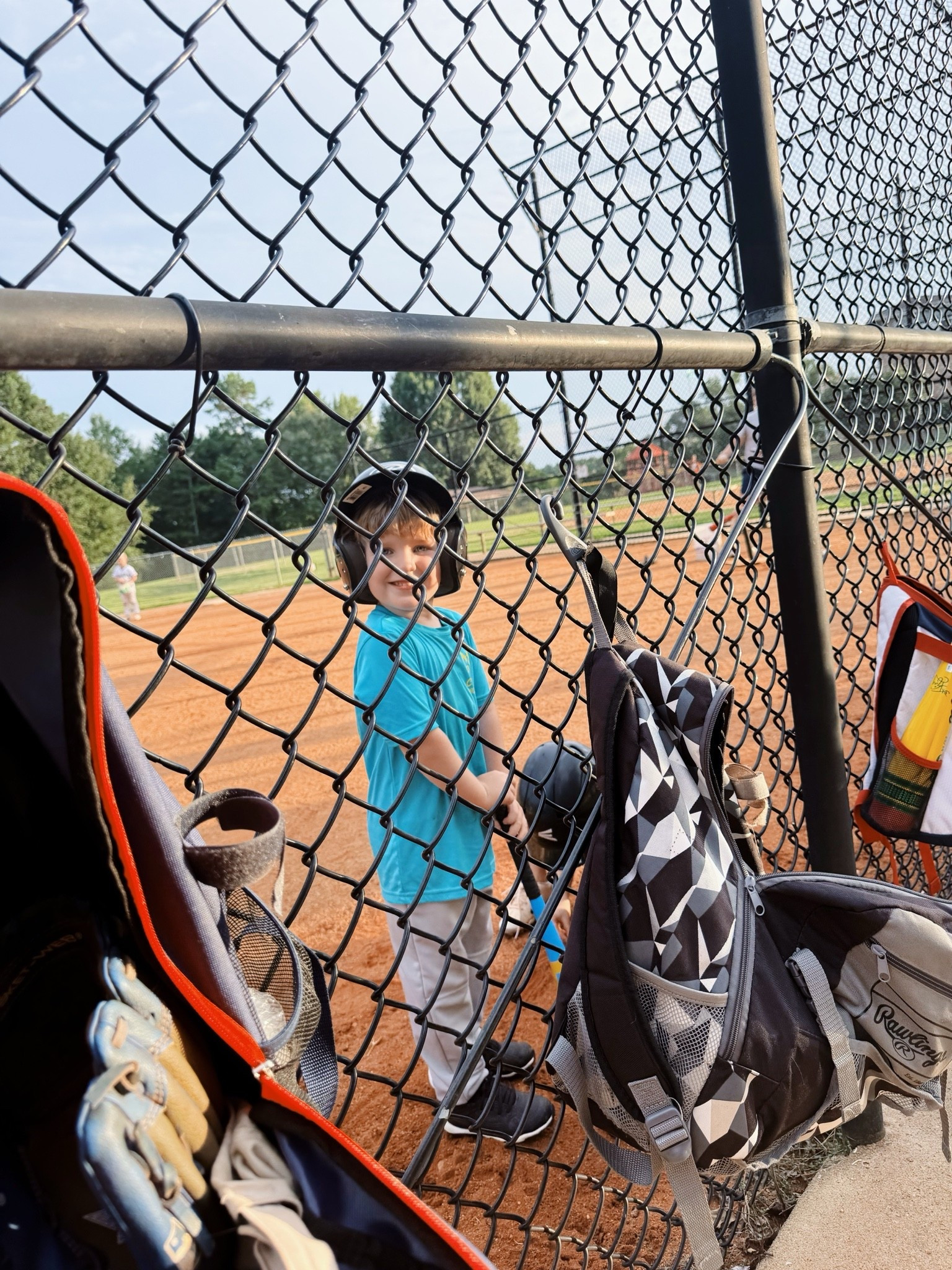 In my #baseballmamaera and loving watching my firstborn fall in love with the game ⚾️ and my littlest love running around and playing hehe!! 👶🏼🧢🤭