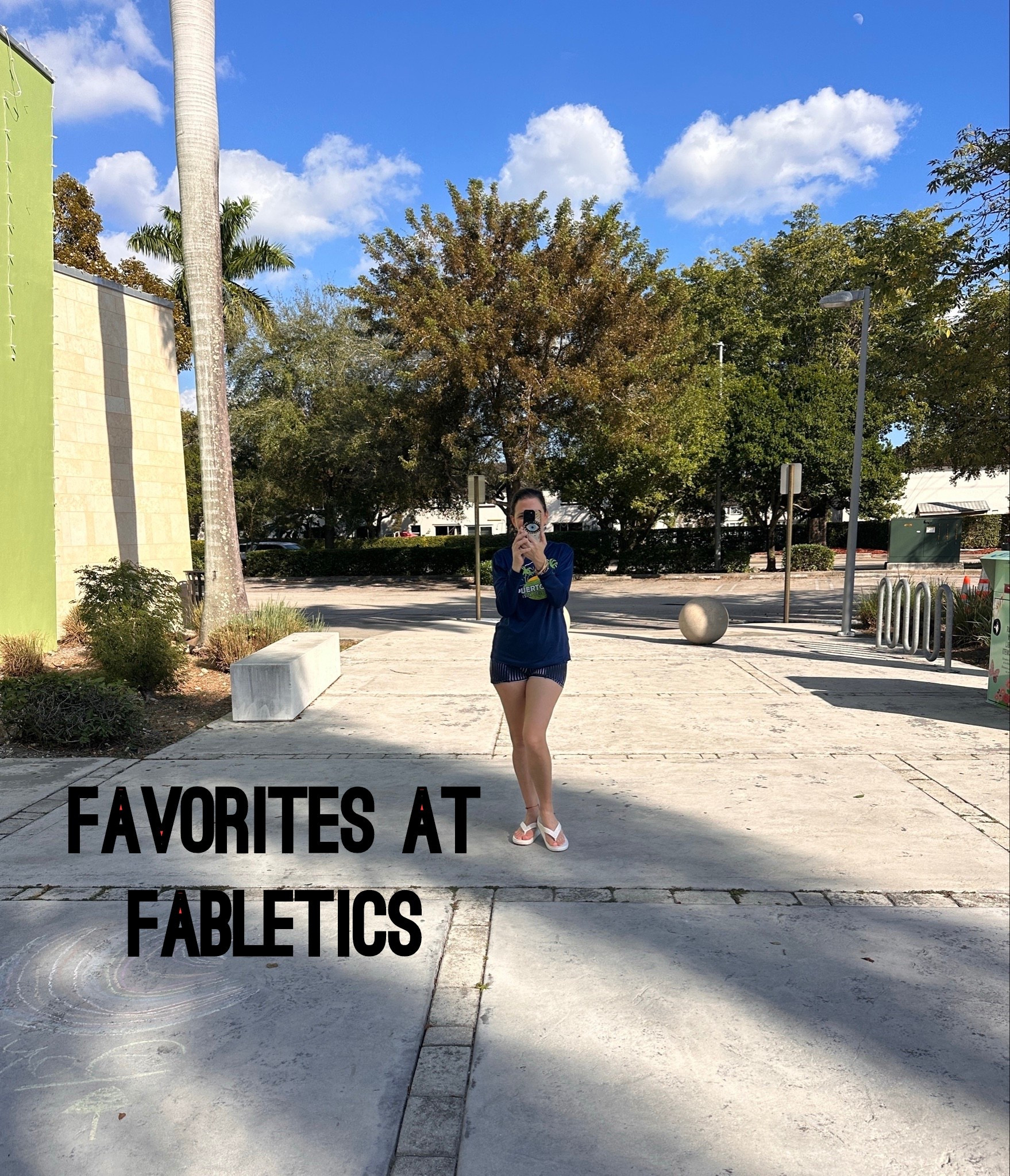 Favorites at
Fabletics

#LTKdayinmylife #LTKSaleAlert #LTKActive