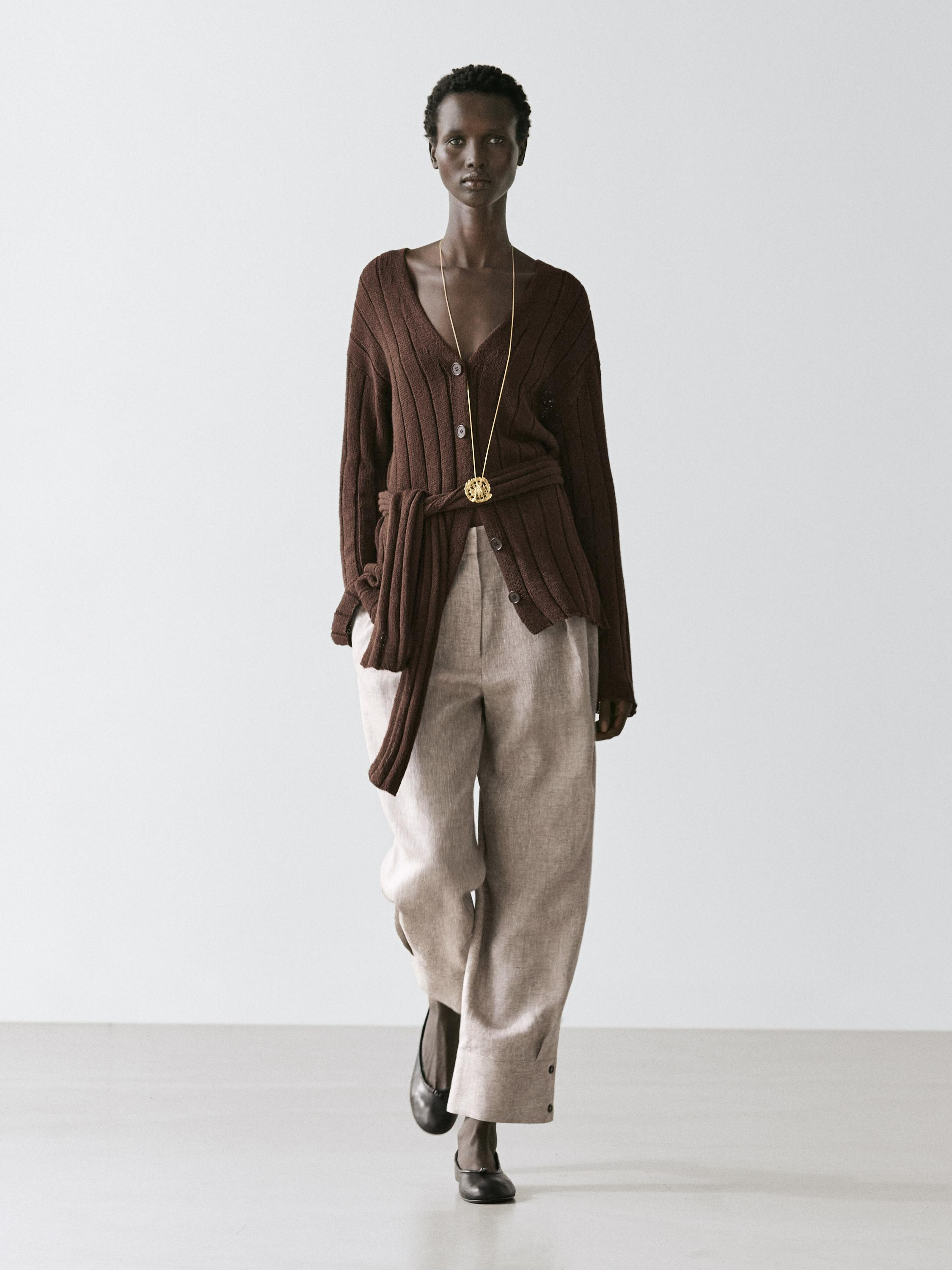Anzughose mit Schnalle | Massimo Dutti DE