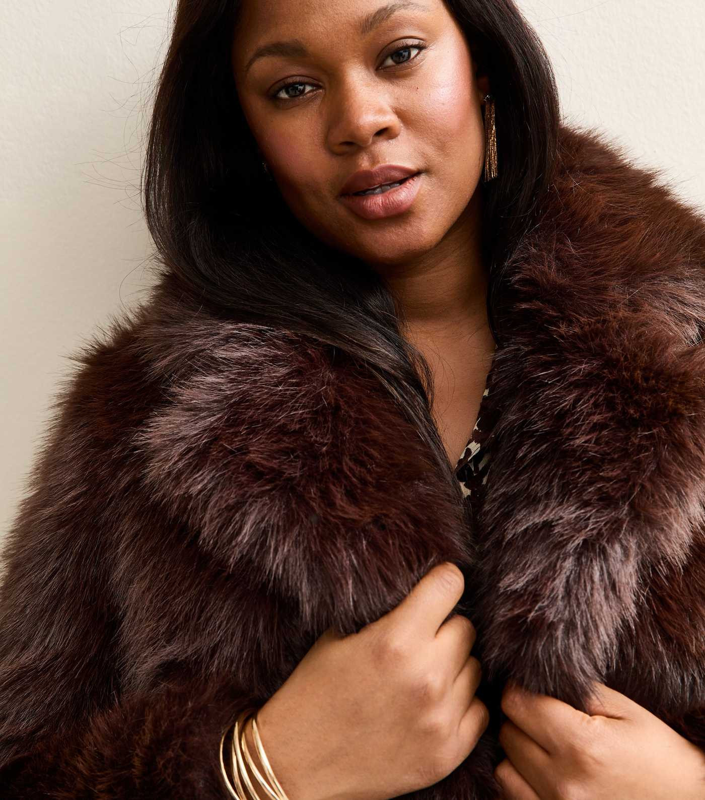 Curves Dark Brown Shaggy Faux Fur Jacket | New Look | New Look (UK)
