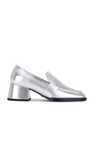 Stephanie Mini SkirtCamila CoelhoSize: MQty: 1$158.00decrease quantity1increase quantityMove to F... | Revolve Clothing (Global)